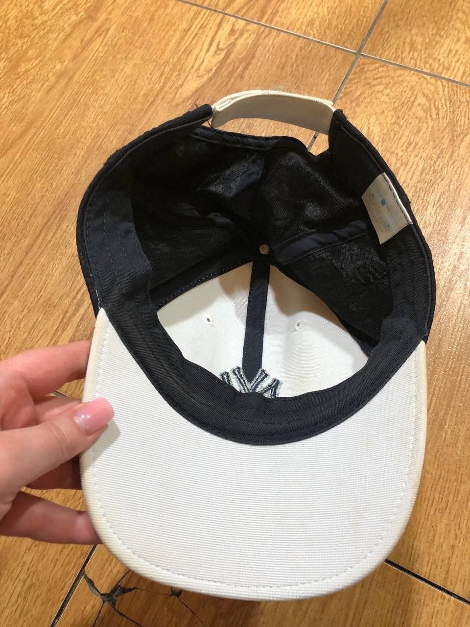 New York Yankees Rare Vintage New York Yankees Drew Pearson Strapback Cap Size ONE SIZE - 10 Thumbnail