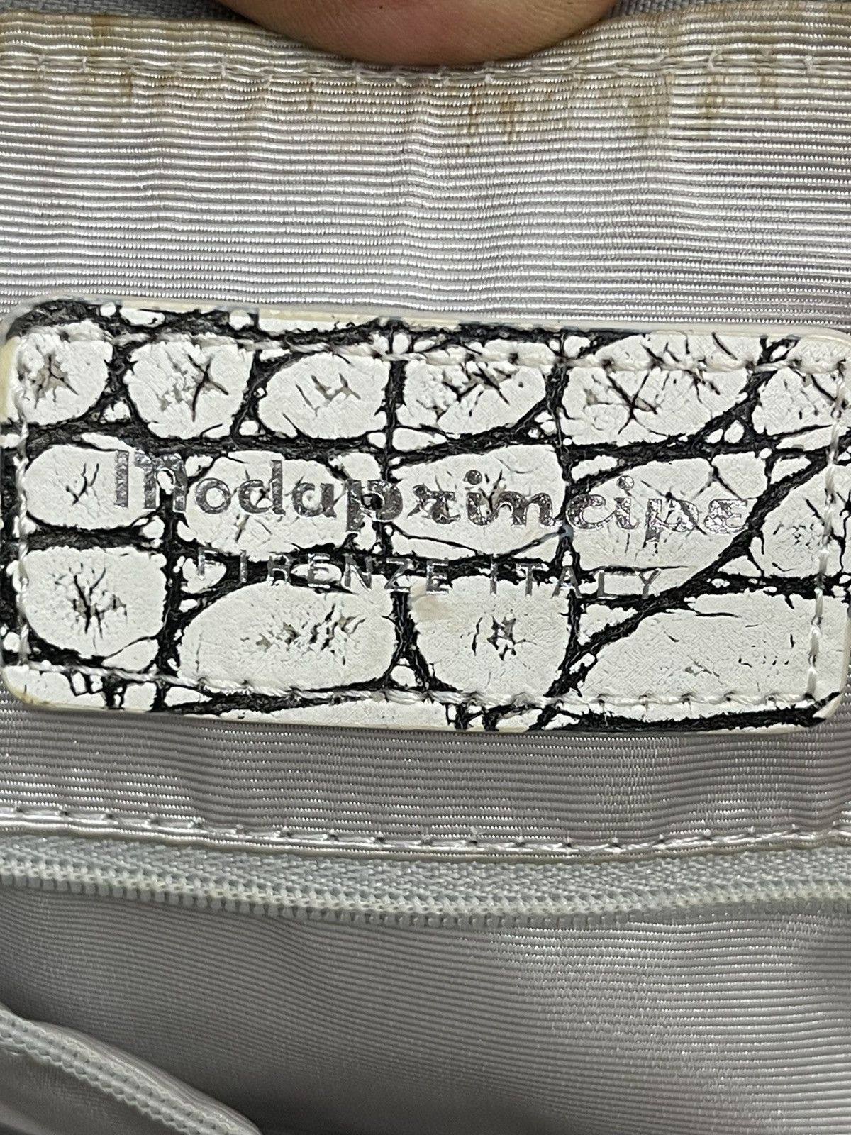 Genuine Leather Albino Crocodile Embossed Moda Principe Tote Bag 2🟩2 Size ONE SIZE - 21 Thumbnail