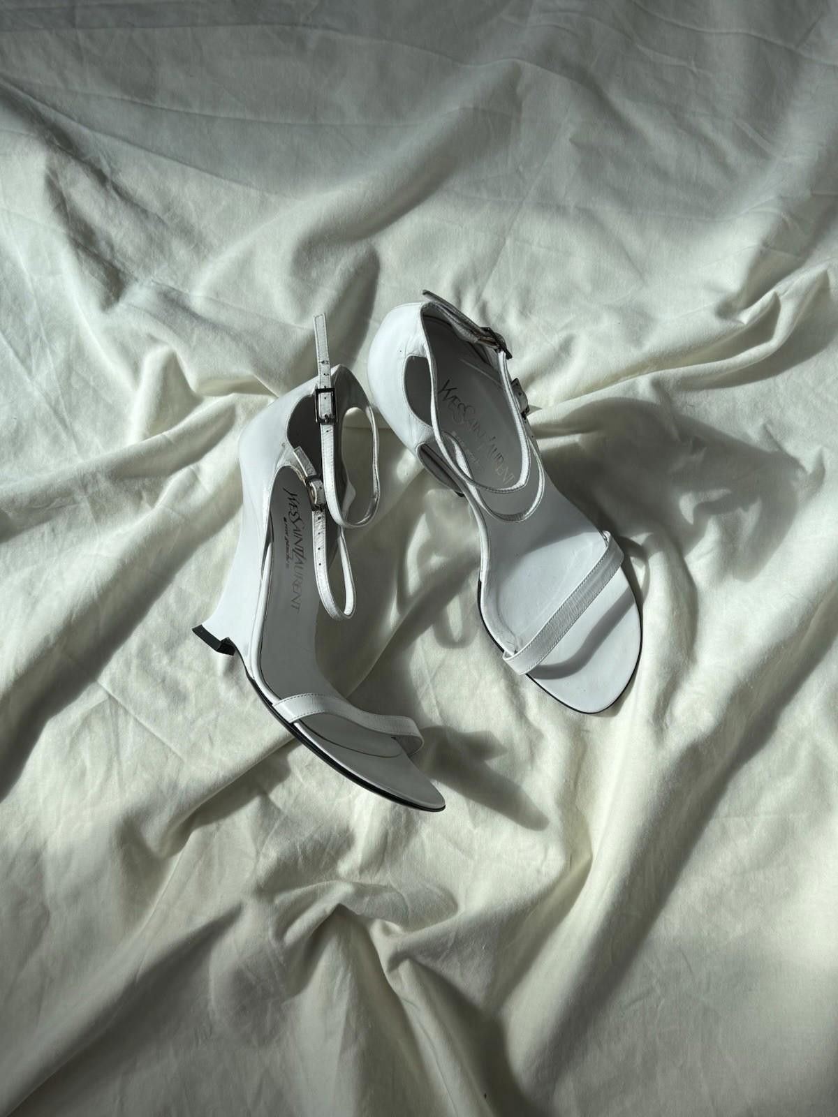 SS 2001 Yves Saint Laurent by Tom Ford Runway Straps Heels