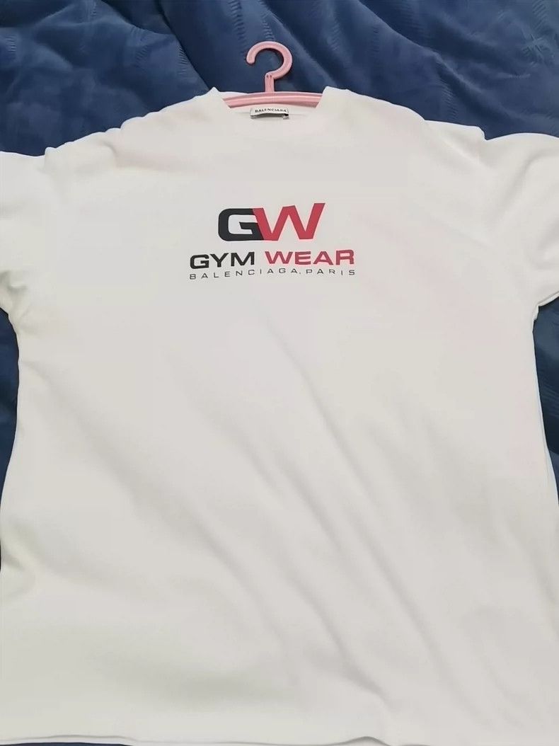 Balenciaga Balenciaga Short sleeves, letters on the chest, size S. Size US S / EU 44-46 / 1 - 1 Thumbnail