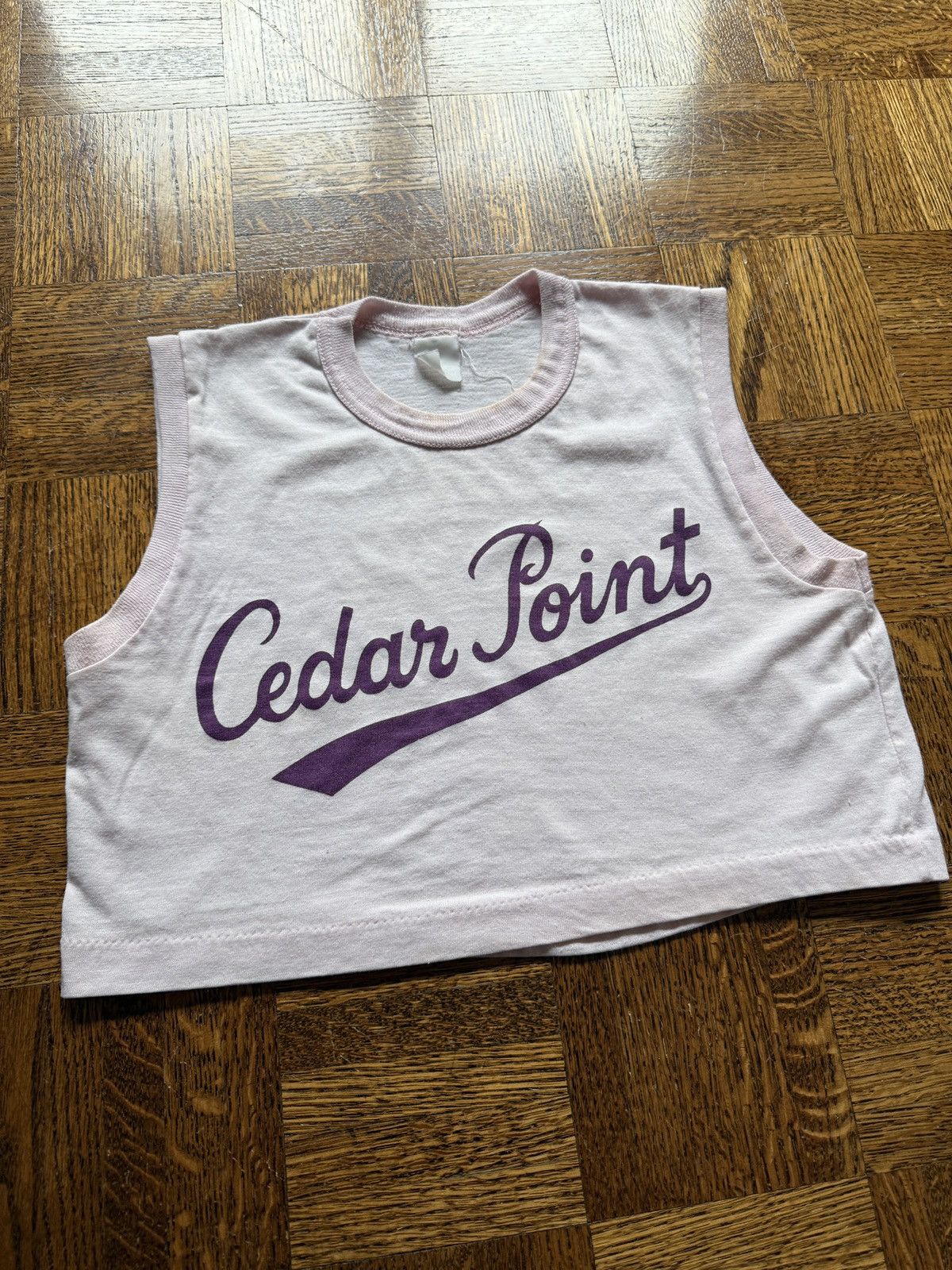 Vintage Vintage 80s Cedar Point Cropped Sleeveless Baby Tee Size XS / US 0-2 / IT 36-38 - 1 Thumbnail