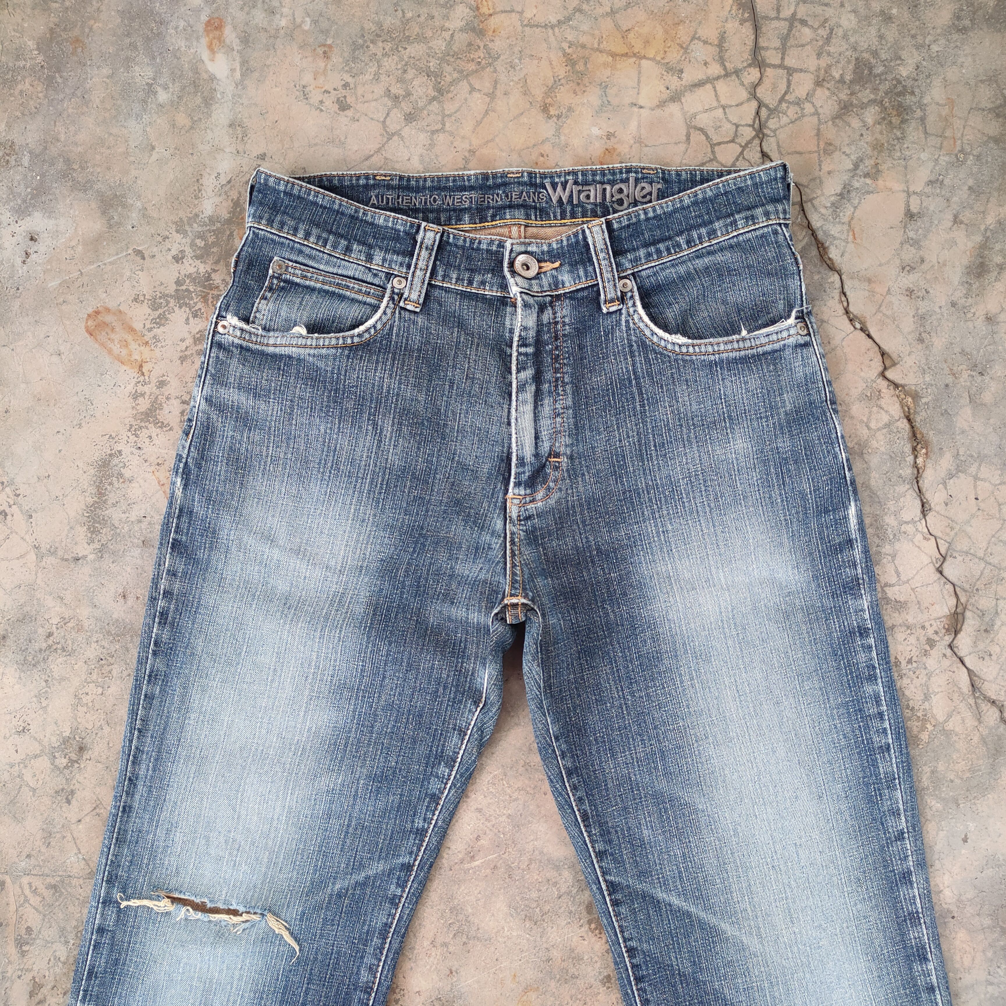 Wrangler W30 VINTAGE WRANGLER FADED DISTRESSED JEAN DENIM PANTS Size US 30 / EU 46 - 3 Thumbnail