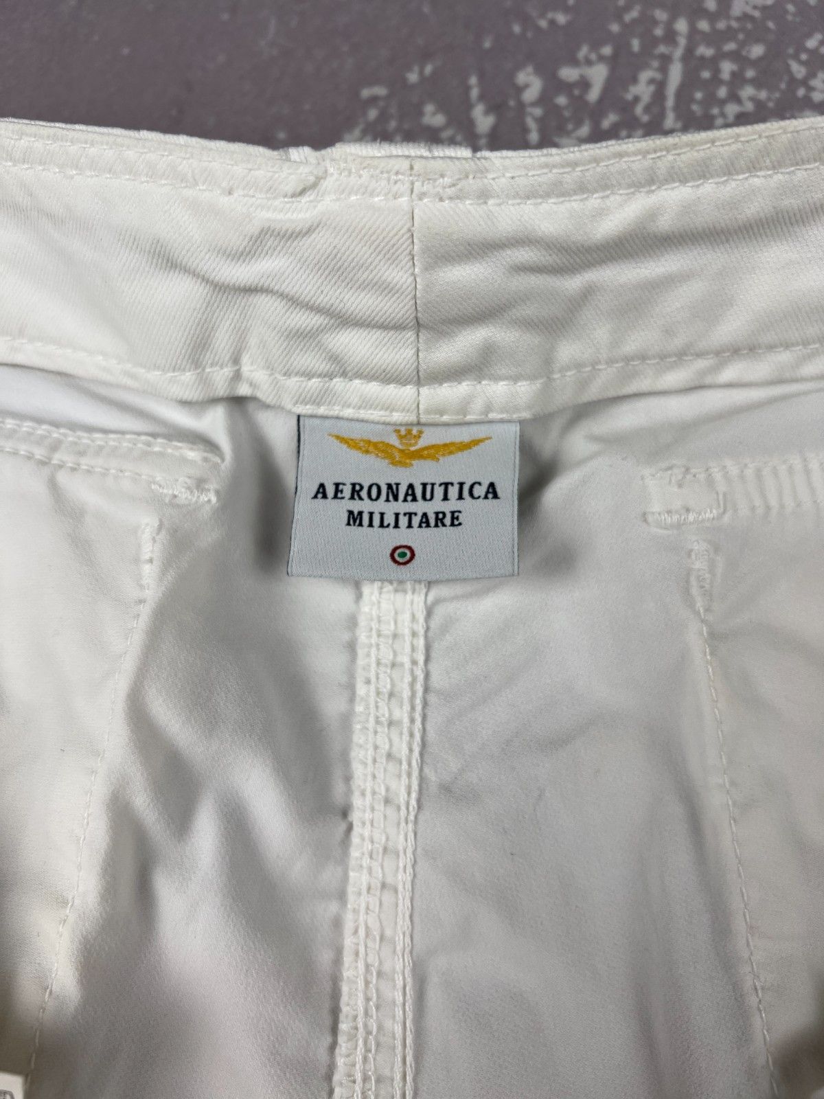 Aeronautica Militare Aeronautica Militare Cotton Cargo Bermuda Shorts Size US 31 - 7 Thumbnail