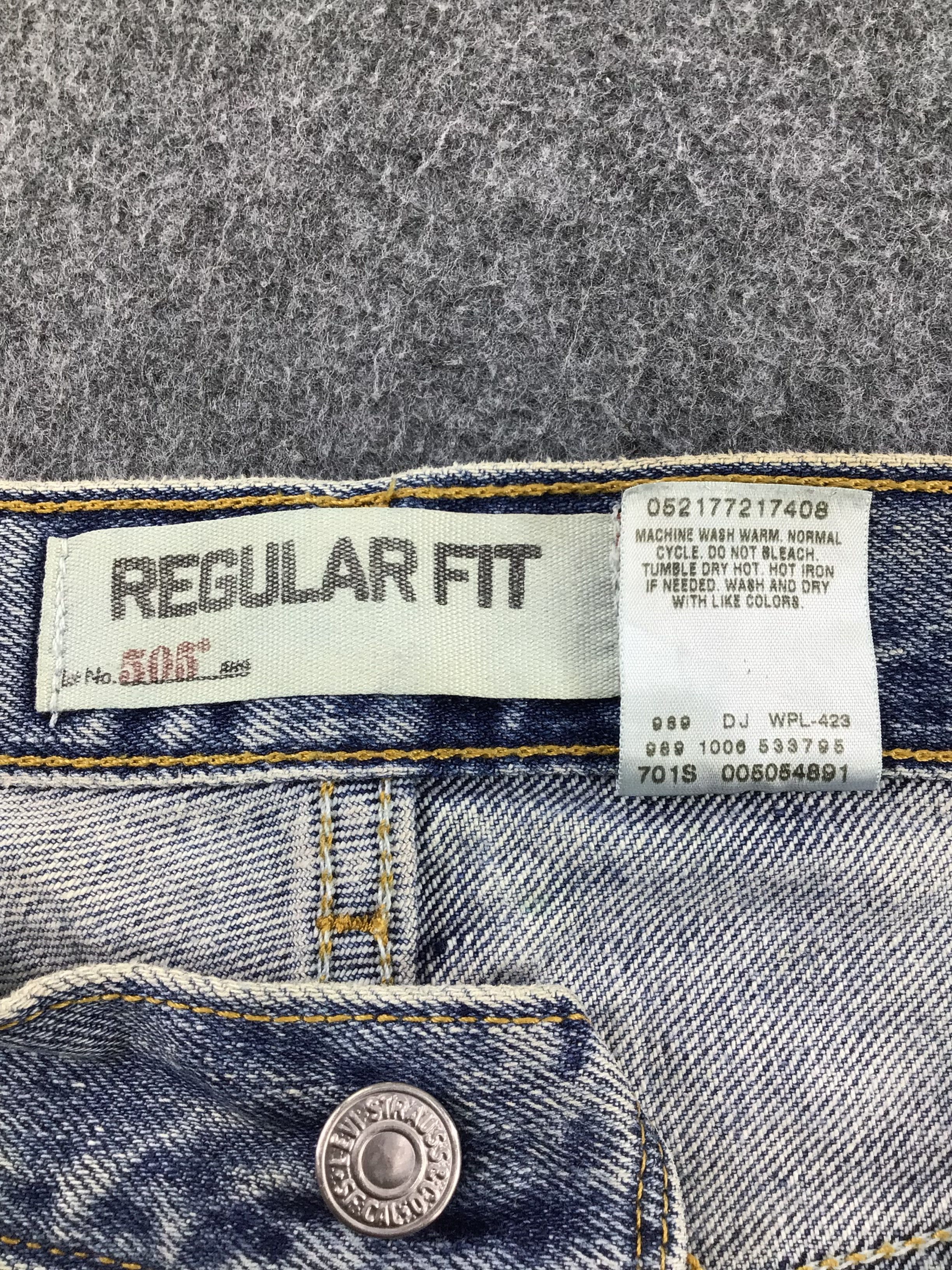 Levi's Vintage Levis 505 Jeans-J907 Size US 35 - 11 Thumbnail