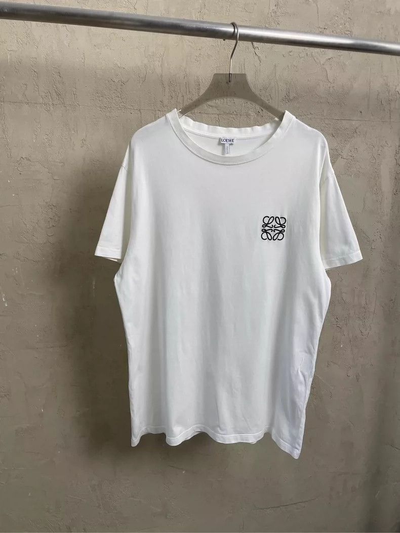 Loewe loewe White embroidered small logo short sleeve 2506-Nextar Size US M / EU 48-50 / 2 - 1 Thumbnail