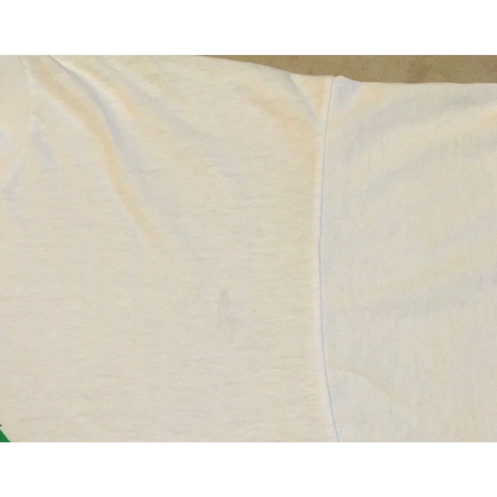 GAS VINTAGE Anti Tank Farm Faded Shirt XL White 80s 90s Grunge Biker Army Oil Gas USA NASCAR Racing Cars Vintage Mens T-Shirt XL White (Single Stitch) Size US XL / EU 56 / 4 - 5 Thumbnail