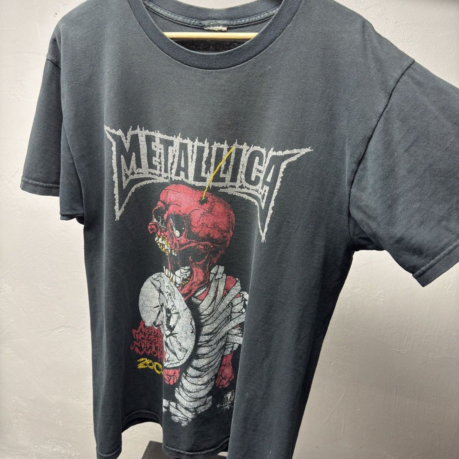 Band Tees Metallica 2004 Pushead Thrashed Faded Band Shirt ERD Grunge Size US L / EU 52-54 / 3 - 5 Thumbnail