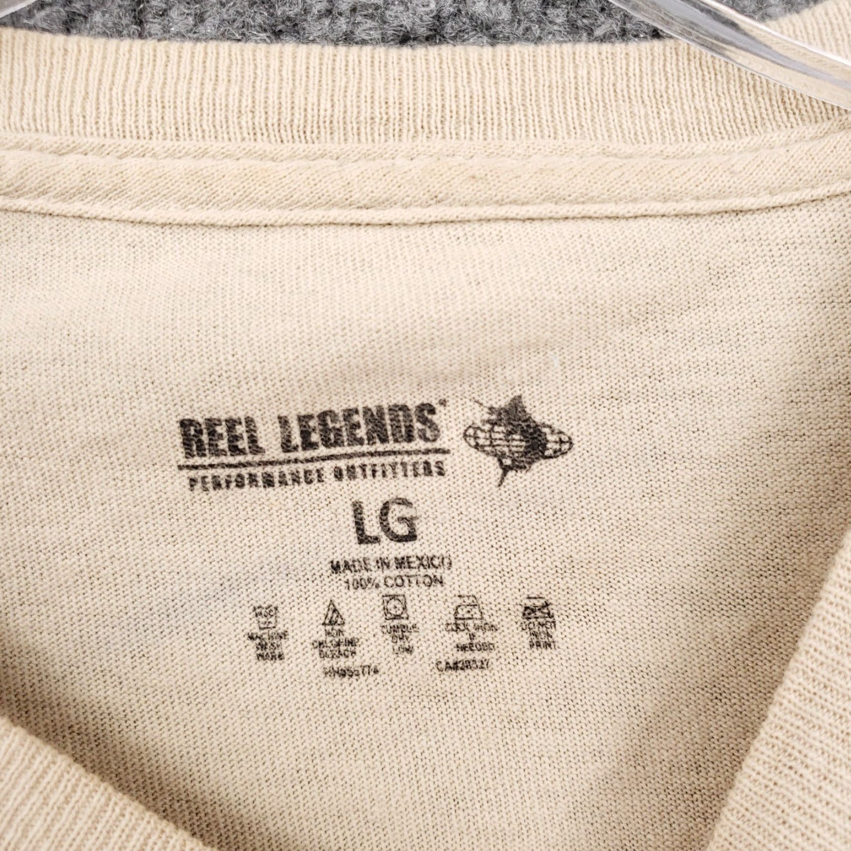 Vintage Reel Legends T-Shirt Men L Beige Bass Graphic Short Sleeve Fishing Cotton Size US L / EU 52-54 / 3 - 3 Thumbnail