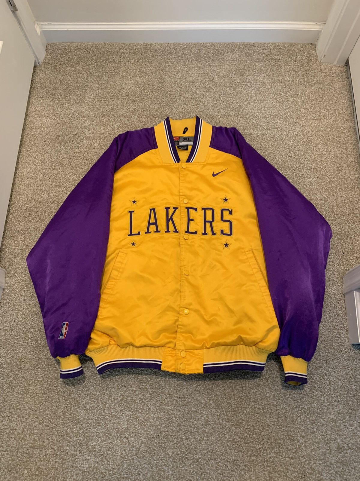 image of L A Lakers x NBA Nike Nba La Lakers Bomber Jacket in Yellow, Men's (Size XL)