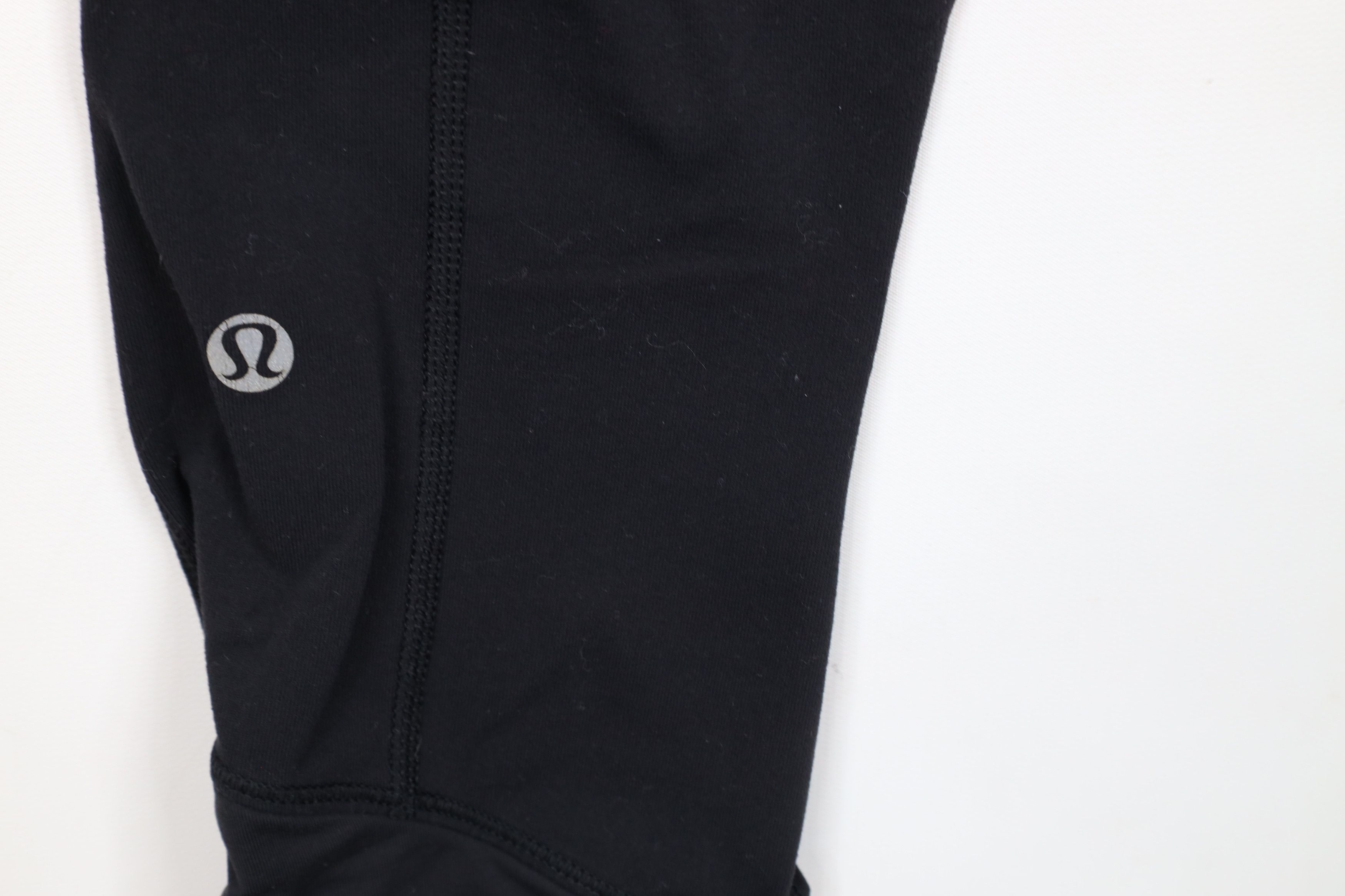Lululemon × Vintage Lululemon Cropped Speed Training Tights Yoga Pants Black Size 27" / US 4 / IT 40 - 10 Thumbnail