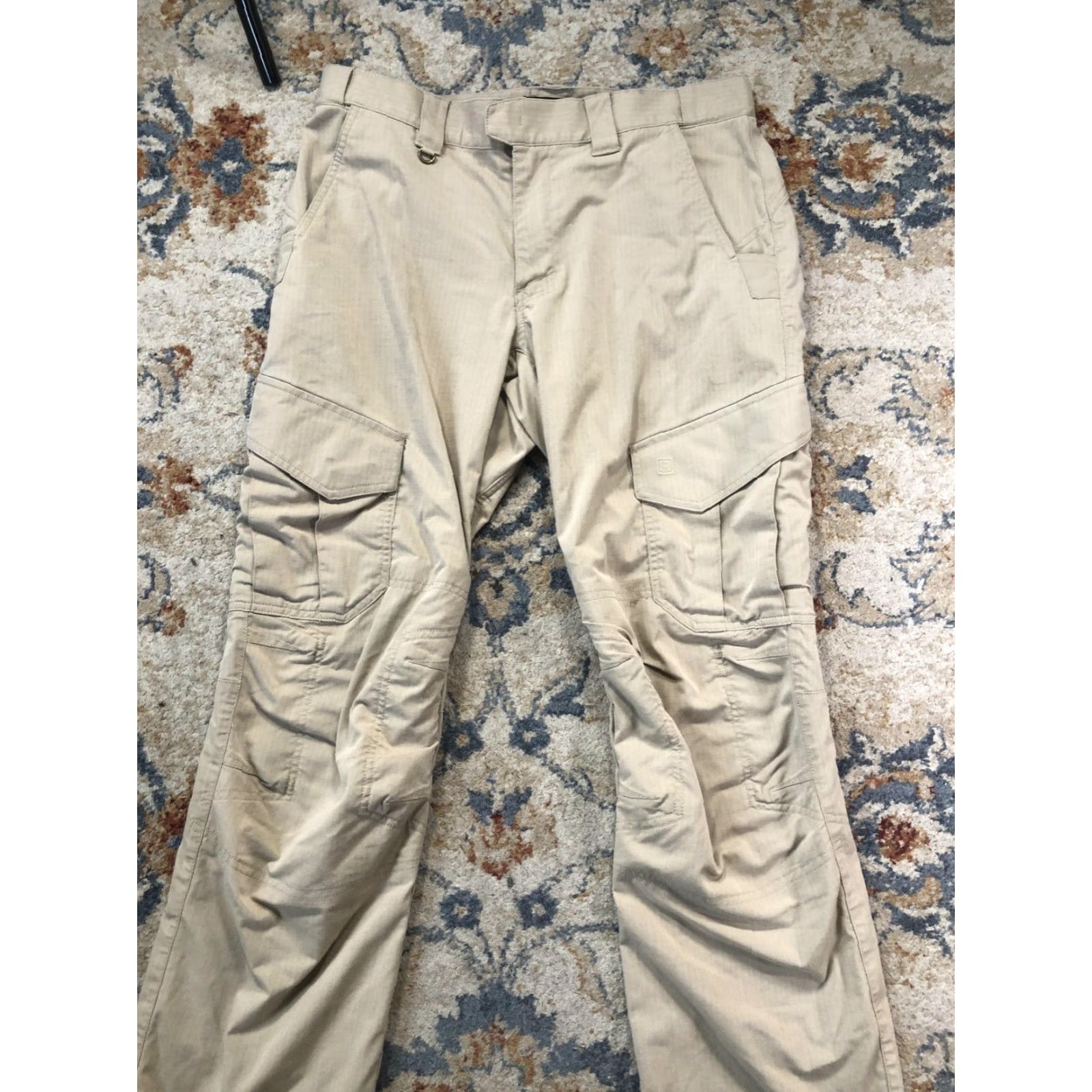 Vintage 5.11 Tactical Pants Mens 34x34 Beige Cargo Pocket Pants Workwear Outdoor Pockets Slashed Cargo Size US 34 / EU 50 - 3 Thumbnail