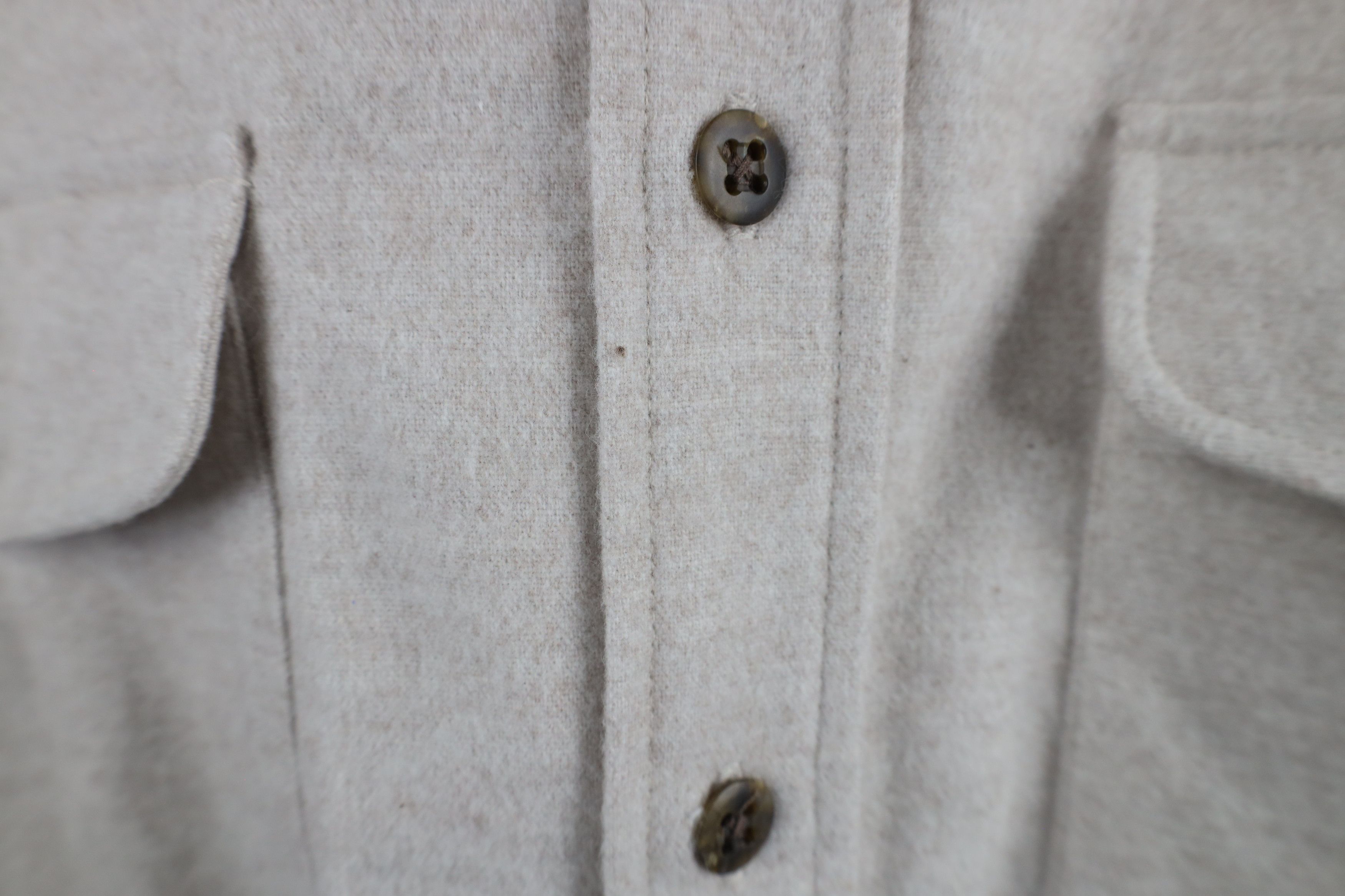 Vintage Vintage 90s Streetwear Chamois Cloth Button Shirt Beige Size US L / EU 52-54 / 3 - 6 Thumbnail