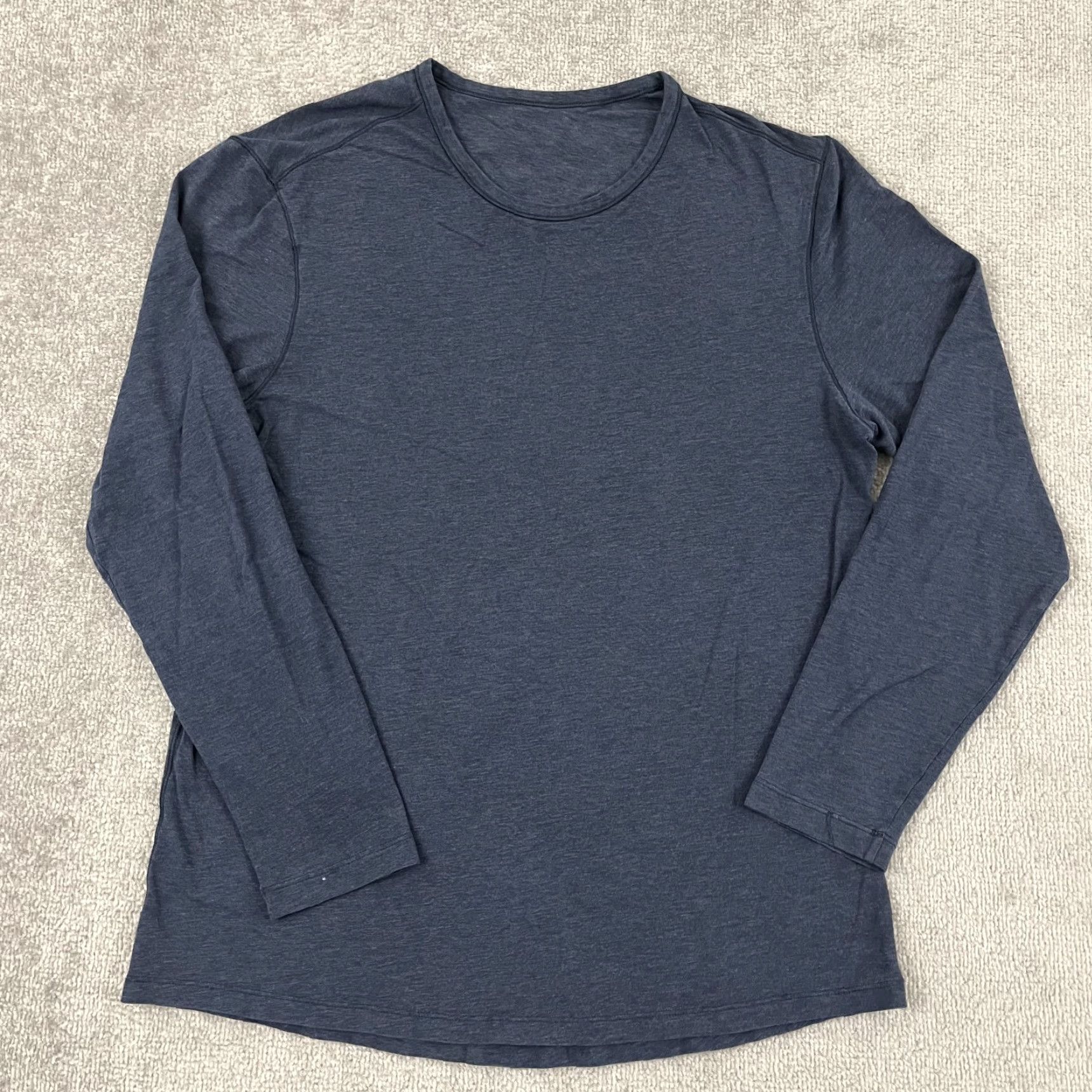Lululemon Lululemon Shirt Mens L/XL Blue Everyday Essential Crew Neck Casual Athleisure Shirt Mens L Regular Blue Crew Neck Athleisure Size US L / EU 52-54 / 3 - 3 Thumbnail