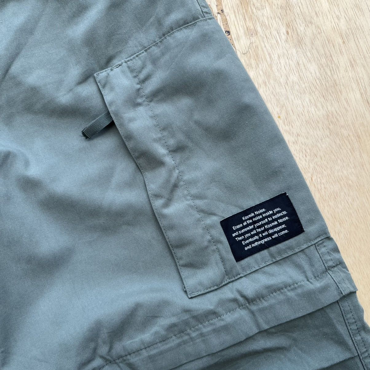 Undercover GU x UNDERCOVER OLIVE GREEN CARGO LONG SHORT BALLON PANTS Size US 31 - 2 Thumbnail