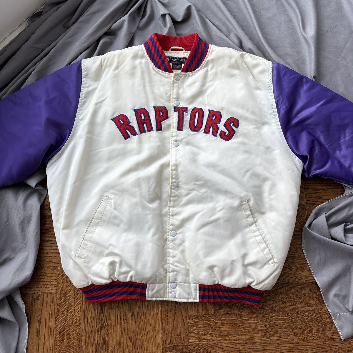 Reebok × Starter × Vintage Vintage Toronto Raptors Satin Jacket 90s Bomber 2000s Size US L / EU 52-54 / 3 - 4 Thumbnail
