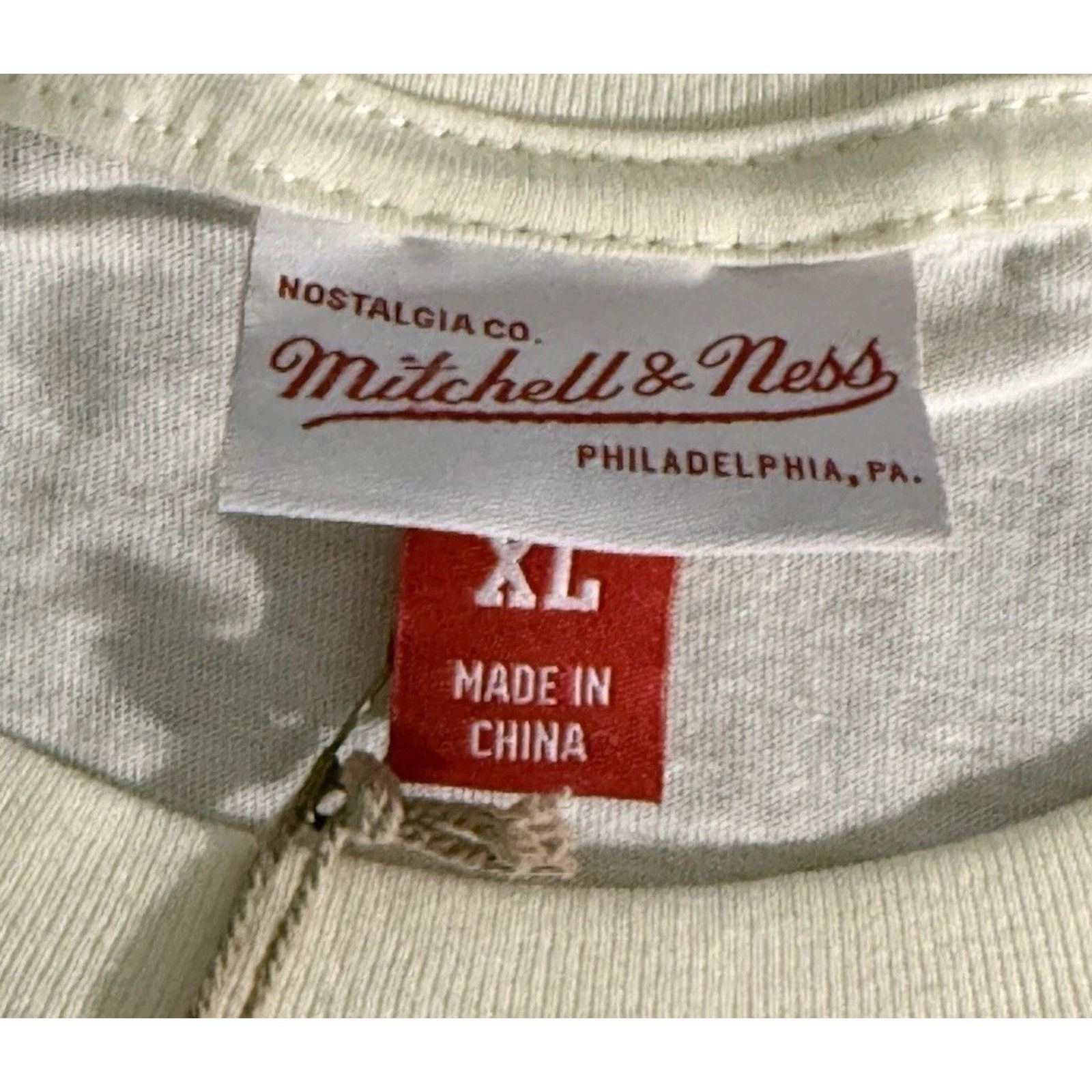 Mitchell & Ness Philadelphia 76ers Mitchell & Ness Hardwood Classic Size XL Size US XL / EU 56 / 4 - 5 Thumbnail
