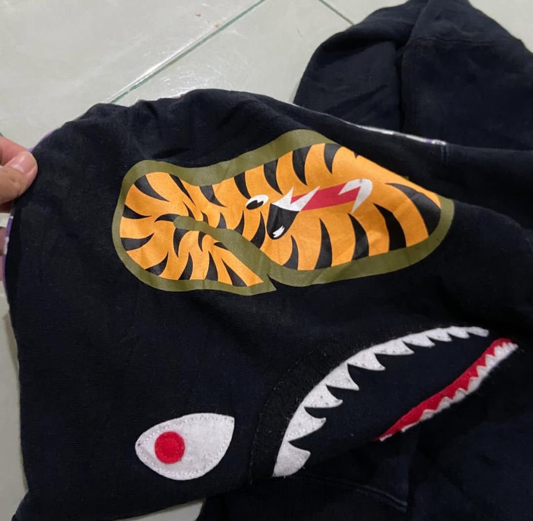 Bape A BATHING APE Bape Flatbush ZOMBiES nyc 10th shark hoody Size US M / EU 48-50 / 2 - 6 Thumbnail