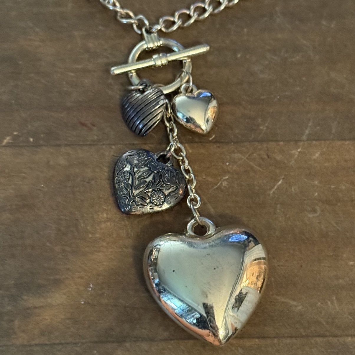 Other Gold tone heart tassel toggle necklace Size ONE SIZE - 3 Thumbnail