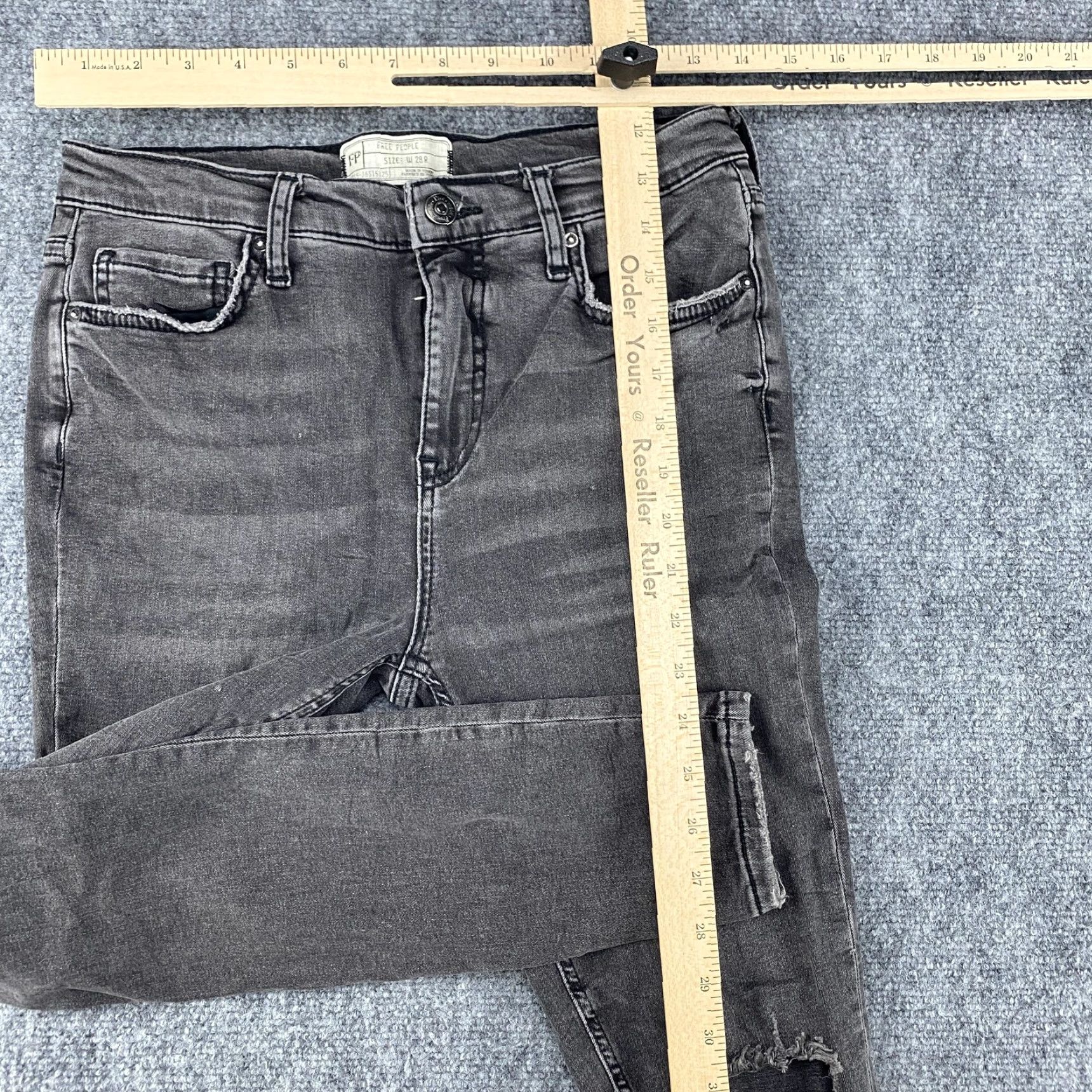 Free People Free People Jeans Womens 28 Gray Distressed Ripped Knee Skinny Stretch Denim Jeans Size 28" / US 6 / IT 42 - 4 Thumbnail