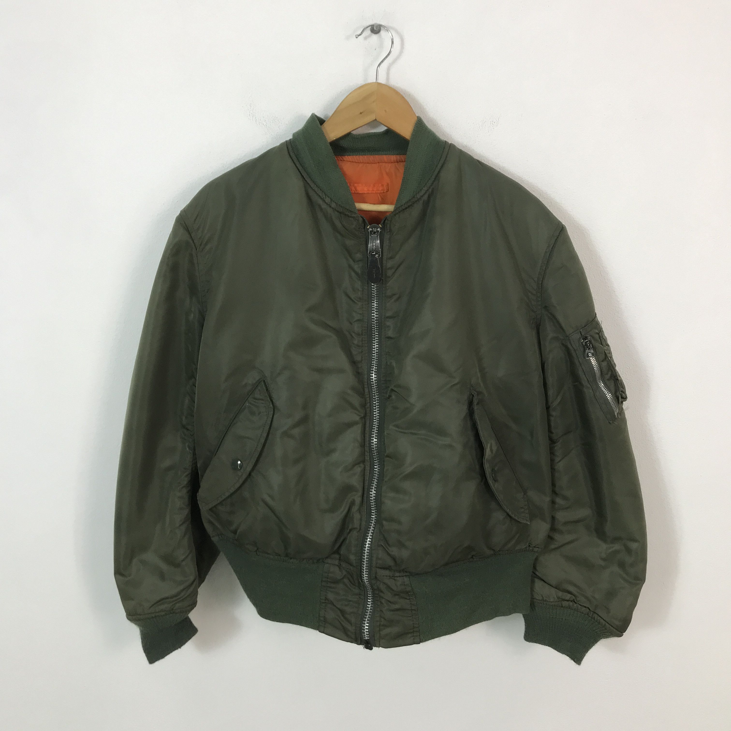 Alpha Industries Jacket Flyers Man Ma-1 Alpha Industries Bomber Jackets Size US XL / EU 56 / 4 - 1 Thumbnail