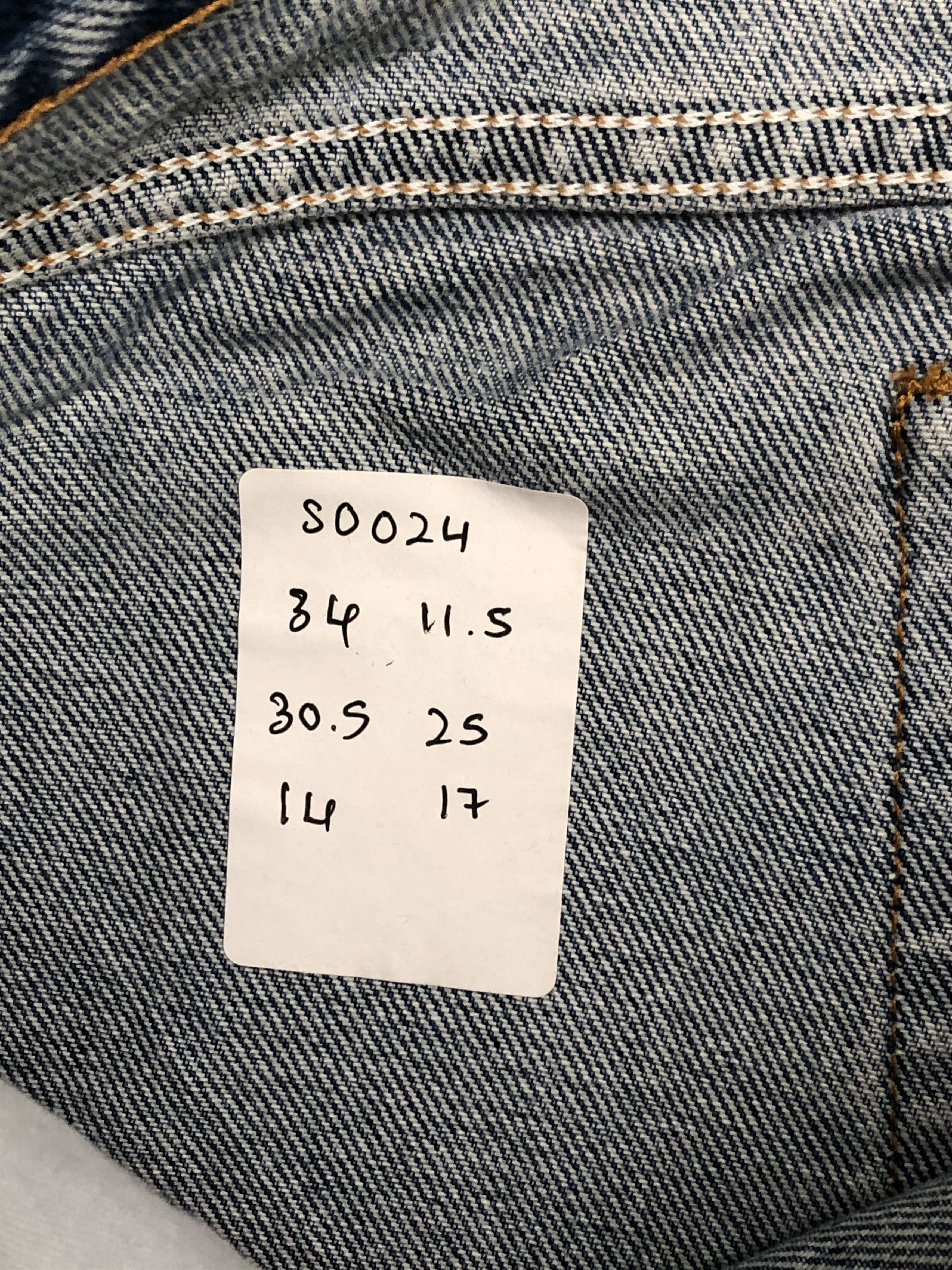 Calvin Klein Vintage Calvin Klein Faded Blue Jeans 34x30.5 S0024 Size US 34 / EU 50 - 14 Thumbnail