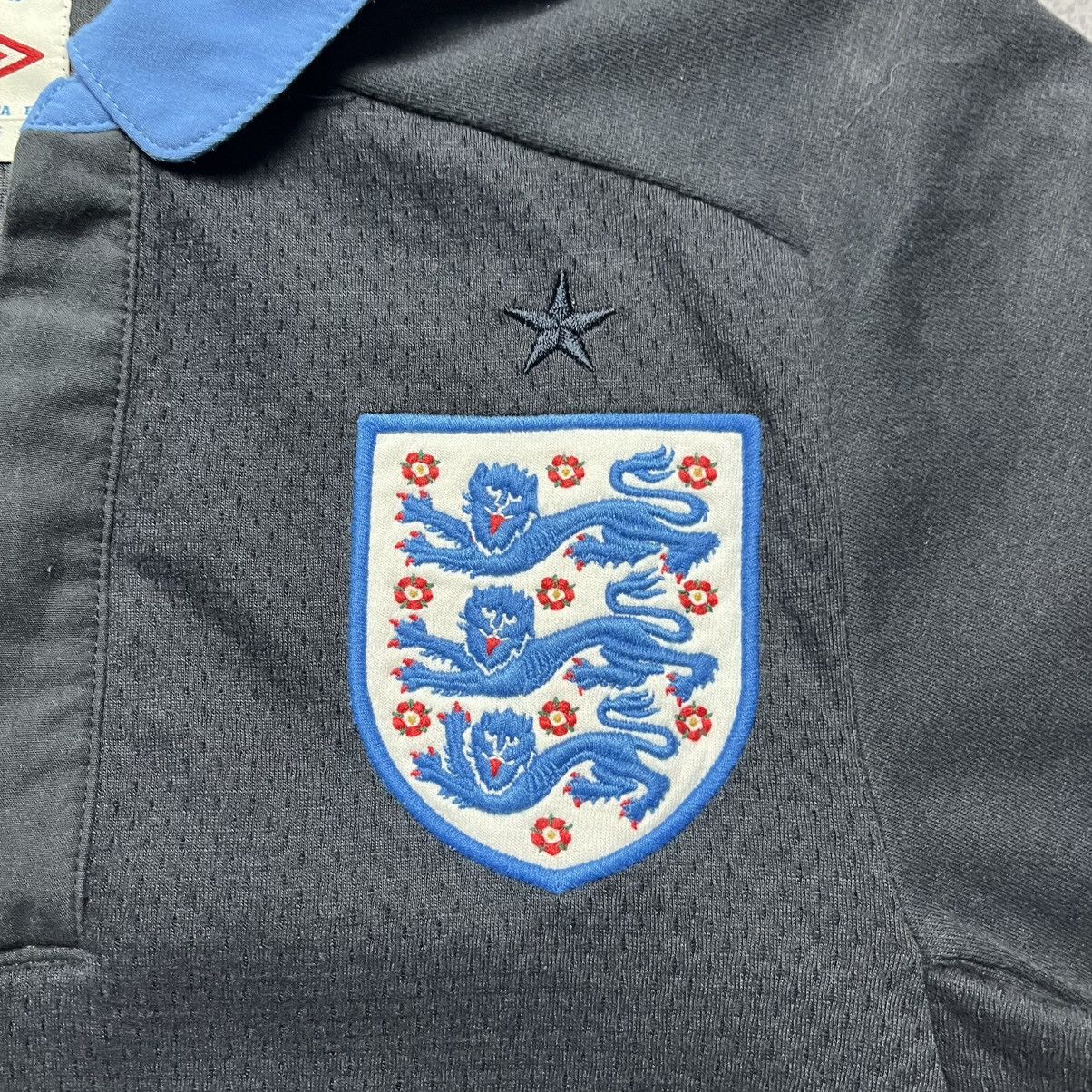 Umbro Vintage Umbro England 2011/2012 Away Soccer Jersey Football Size US S / EU 44-46 / 1 - 4 Thumbnail