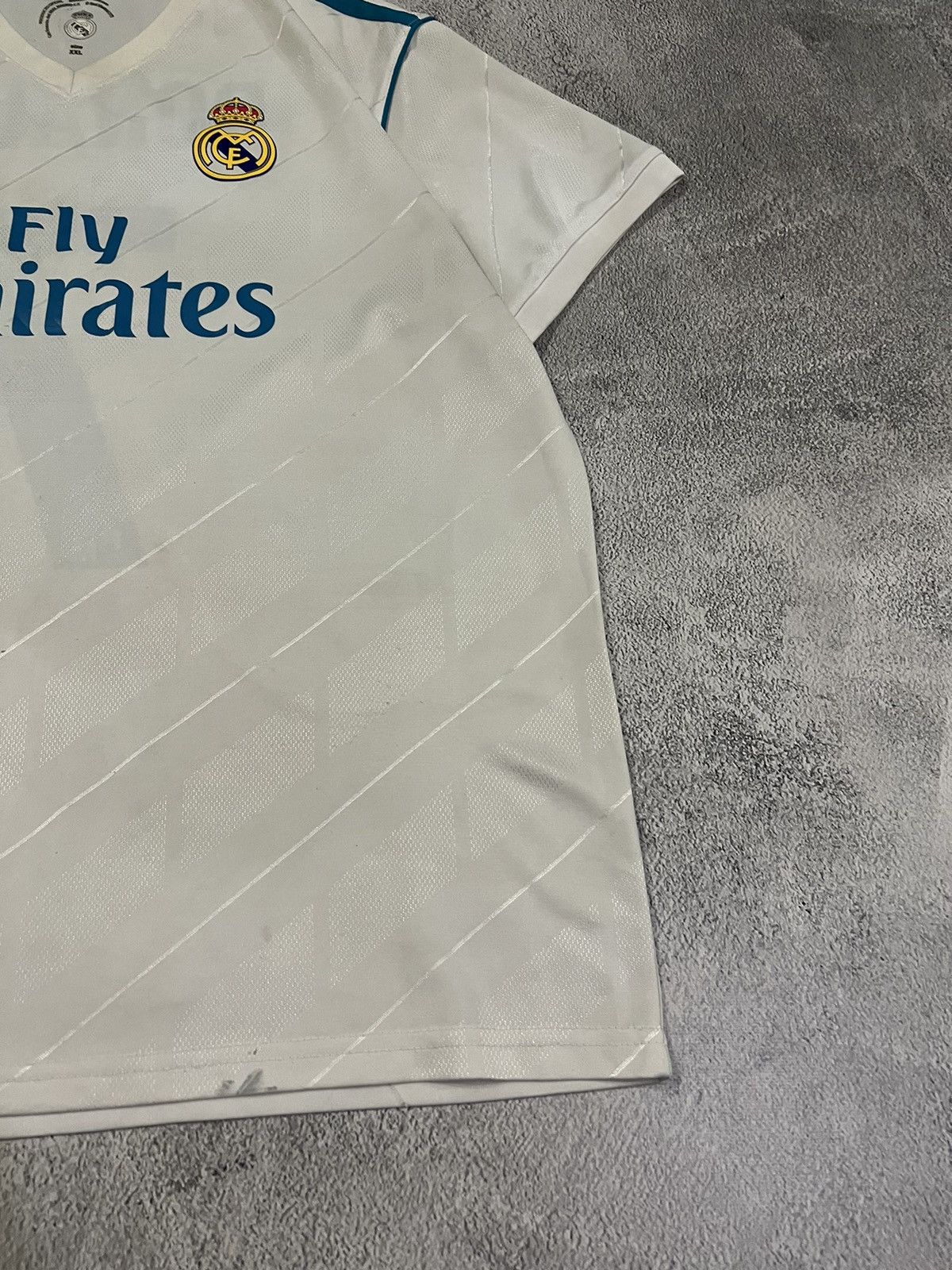 Vintage Vintage Y2k Real Madrid Ronaldo 7 Soccer Jersey Size US XXL / EU 58 / 5 - 8 Thumbnail