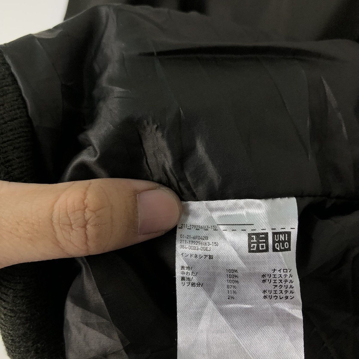 Japanese Brand VINTAGE BOMBER JACKET RIOT RIOT DESIGN UNIQLO JAPAN Size US M / EU 48-50 / 2 - 13 Thumbnail