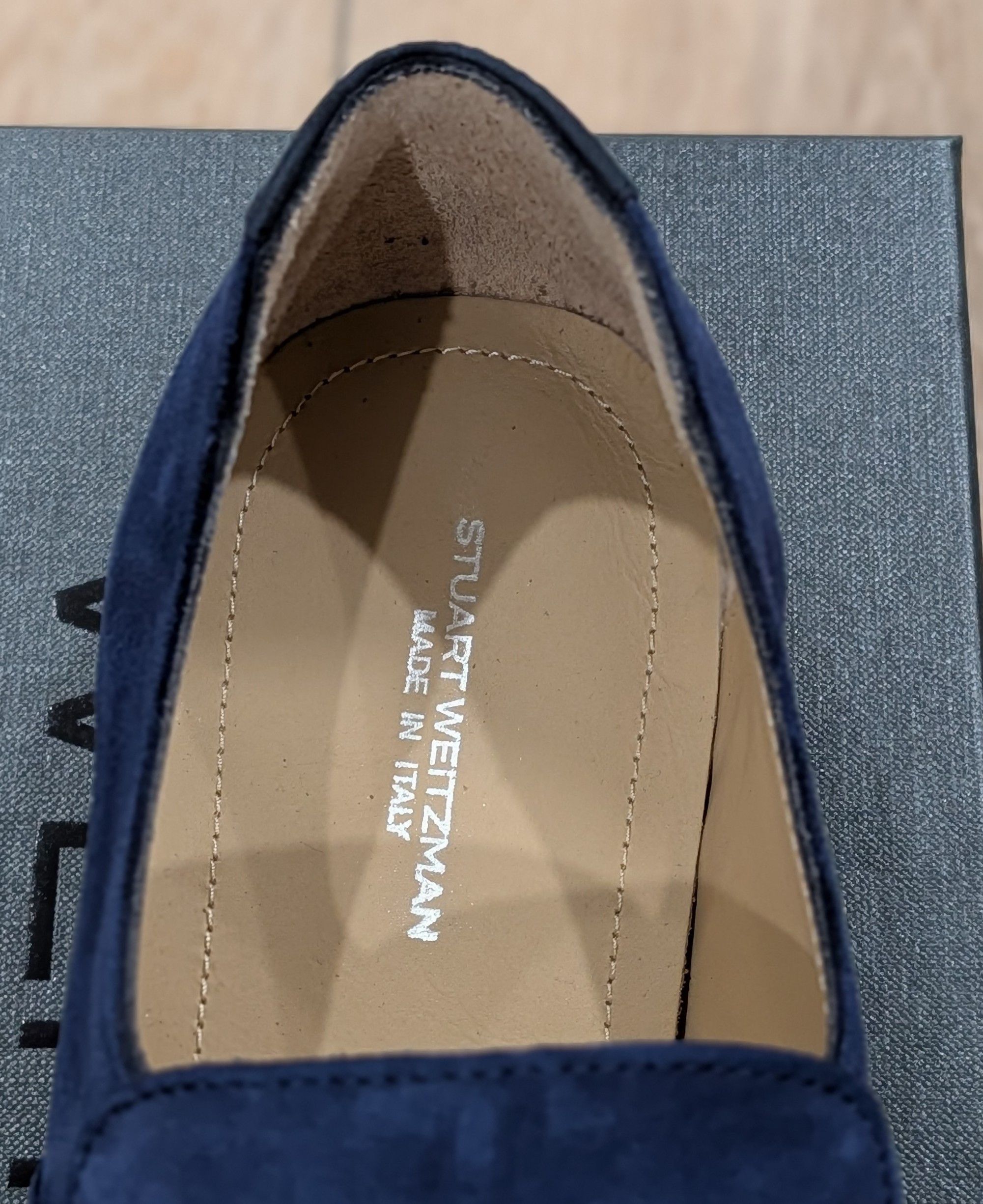Stuart Weitzman Stuart Weitzman "Aurelio" Suede Loafers Navy 44 US 11 Size US 11 / EU 44 - 8 Thumbnail