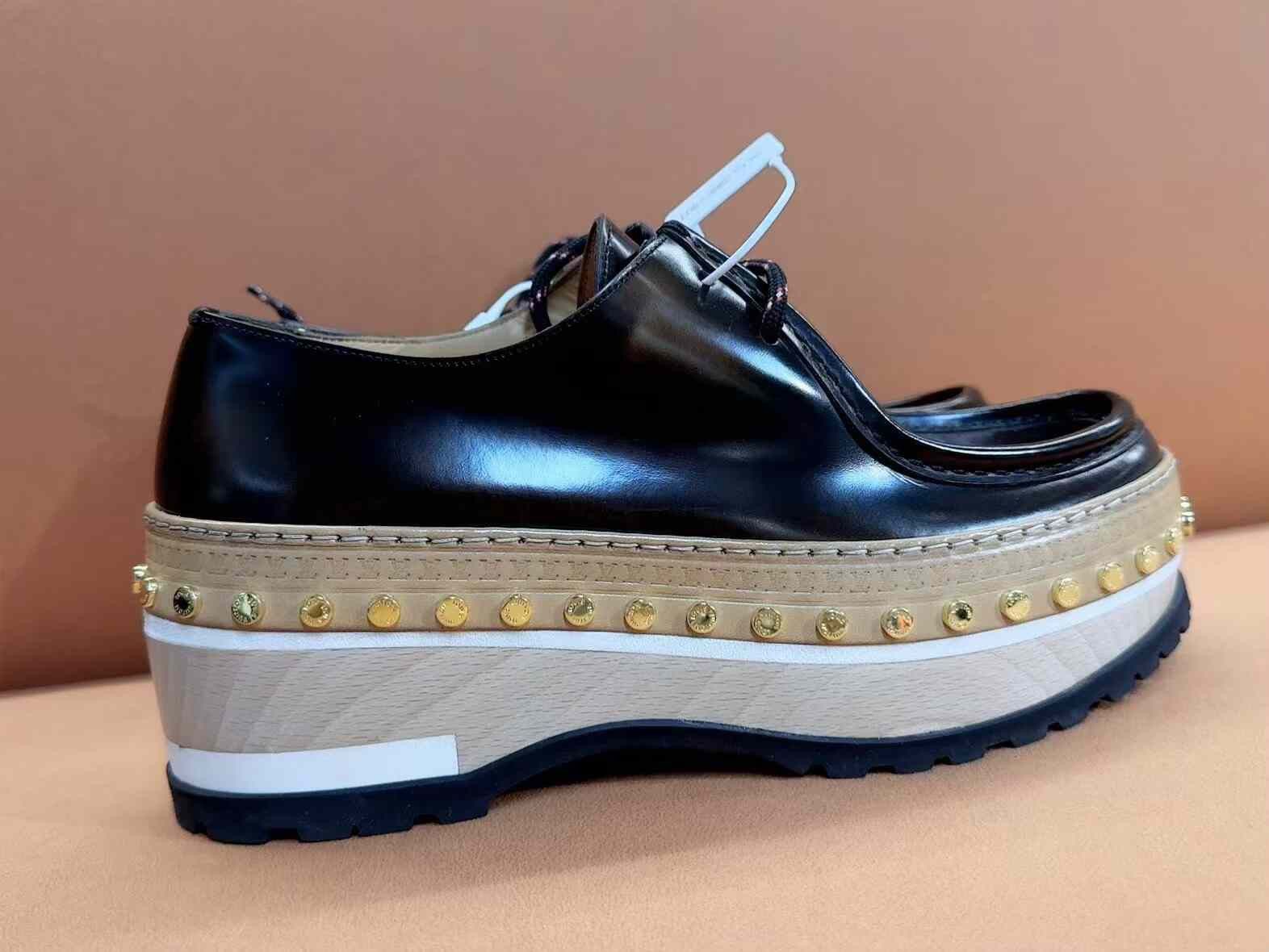 Louis Vuitton Louis Vuitton Woodcut Leather Shoes Size US 7 / EU 40 - 1 Thumbnail