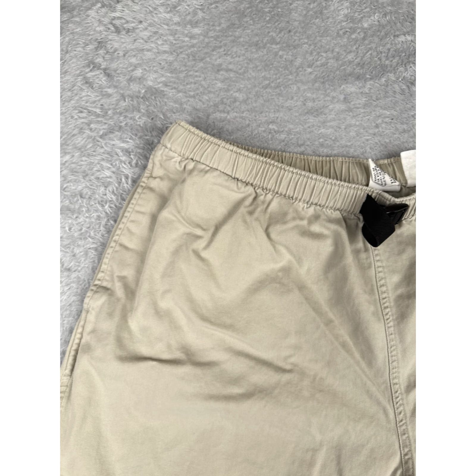 Vintage VINTAGE Columbia Shorts Women Extra Large Beige Belted Elastic Waist Cotton 36x5 Cargo Size 40" / US 18 - 4 Thumbnail