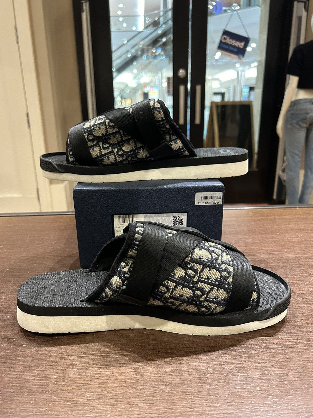 【エレガント】DIOR Dior Alpha サンダル Dior Alpha Sandal Beige and Black Dior Oblique Jacquard | DIOR