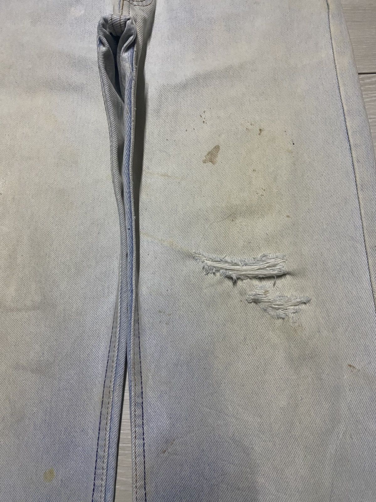 Levi's Vtg Levis 505 90s Grunge Light Wash Distressed Loose Jean Size US 32 / EU 48 - 8 Thumbnail