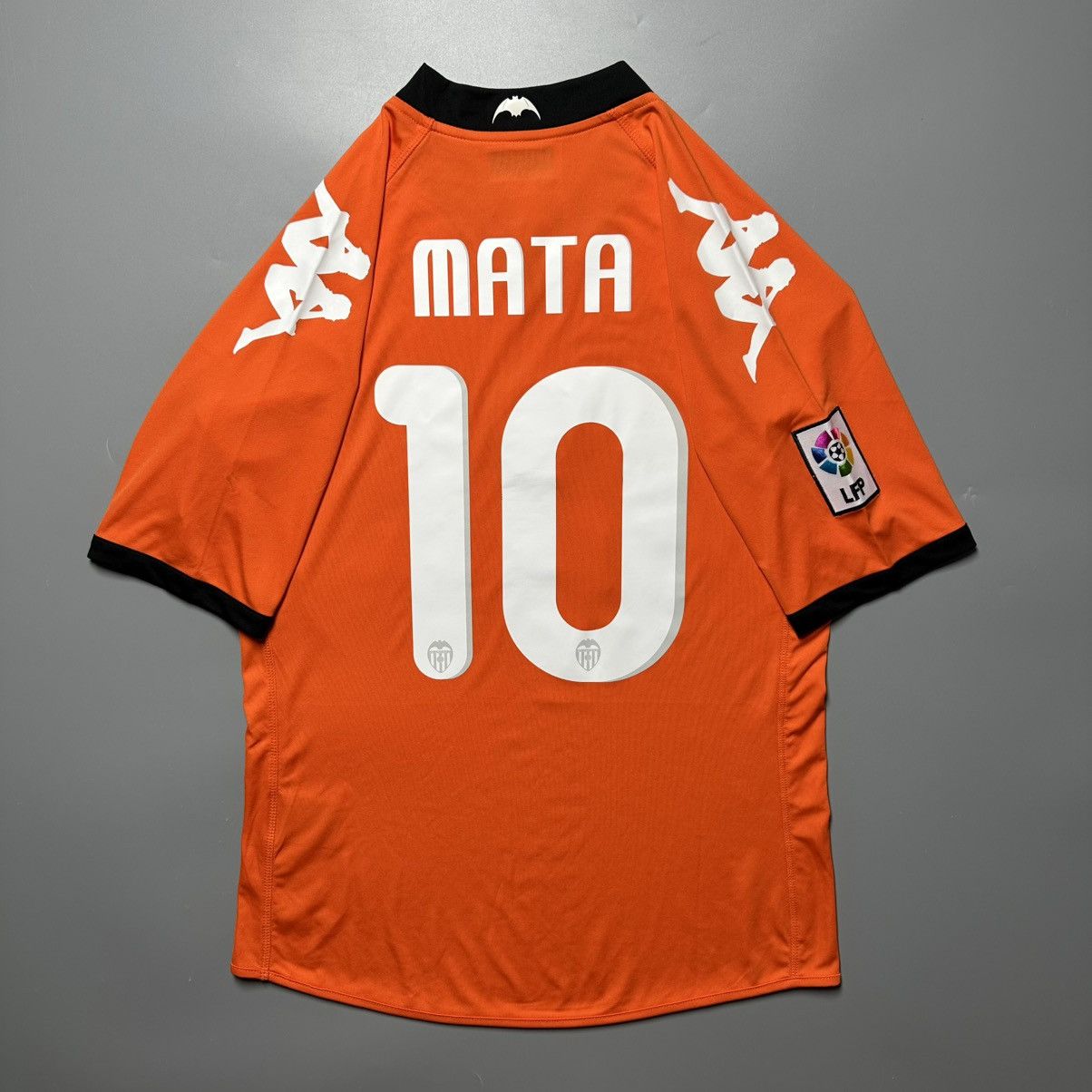 Kappa VALENCIA KAPPA 2010/2011 FOOTBALL AWAY JERSEY #10 MATA Size US M / EU 48-50 / 2 - 1 Thumbnail