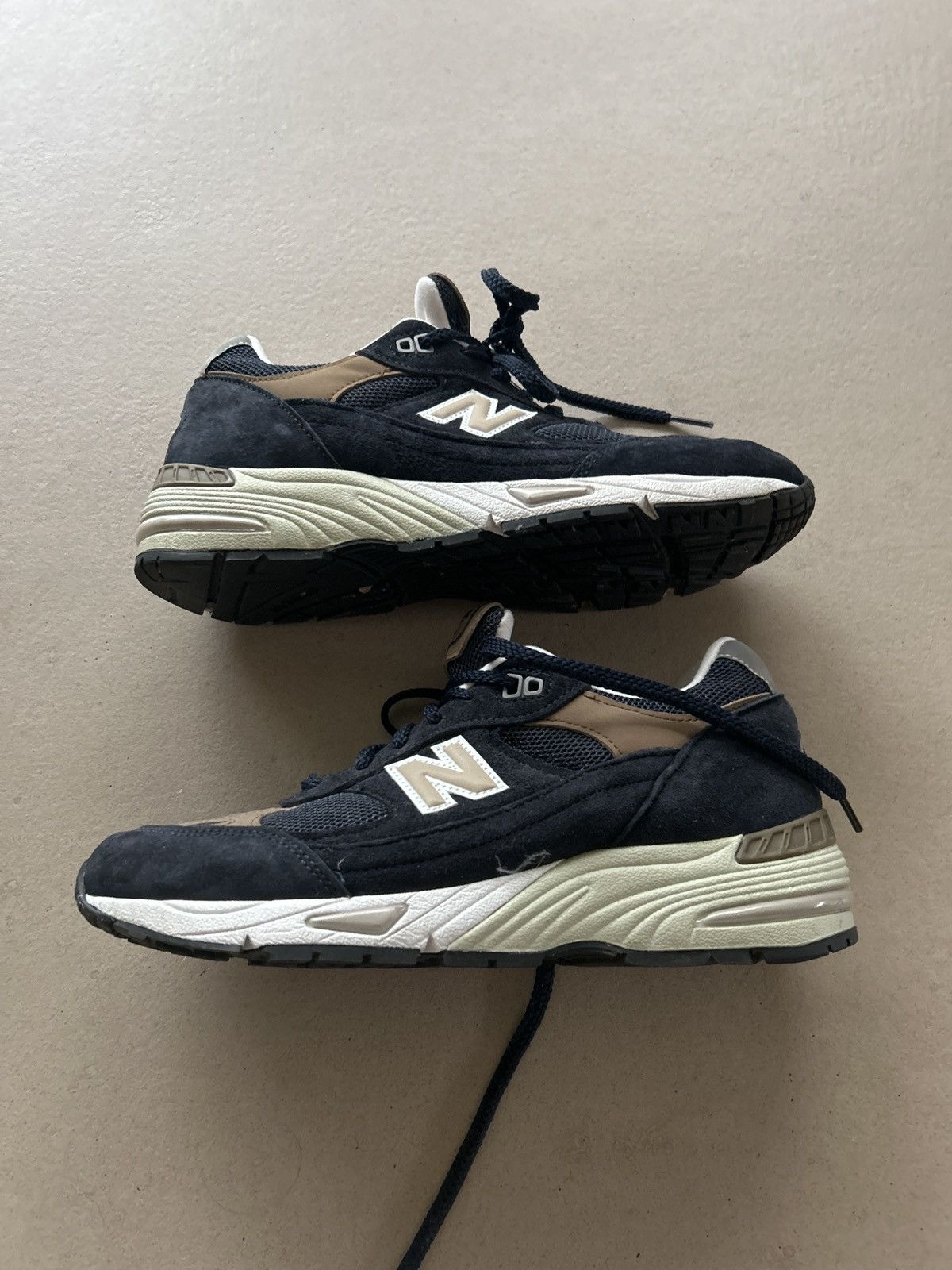 New Balance New Balance 991 Size US 8 / EU 41 - 2 Thumbnail