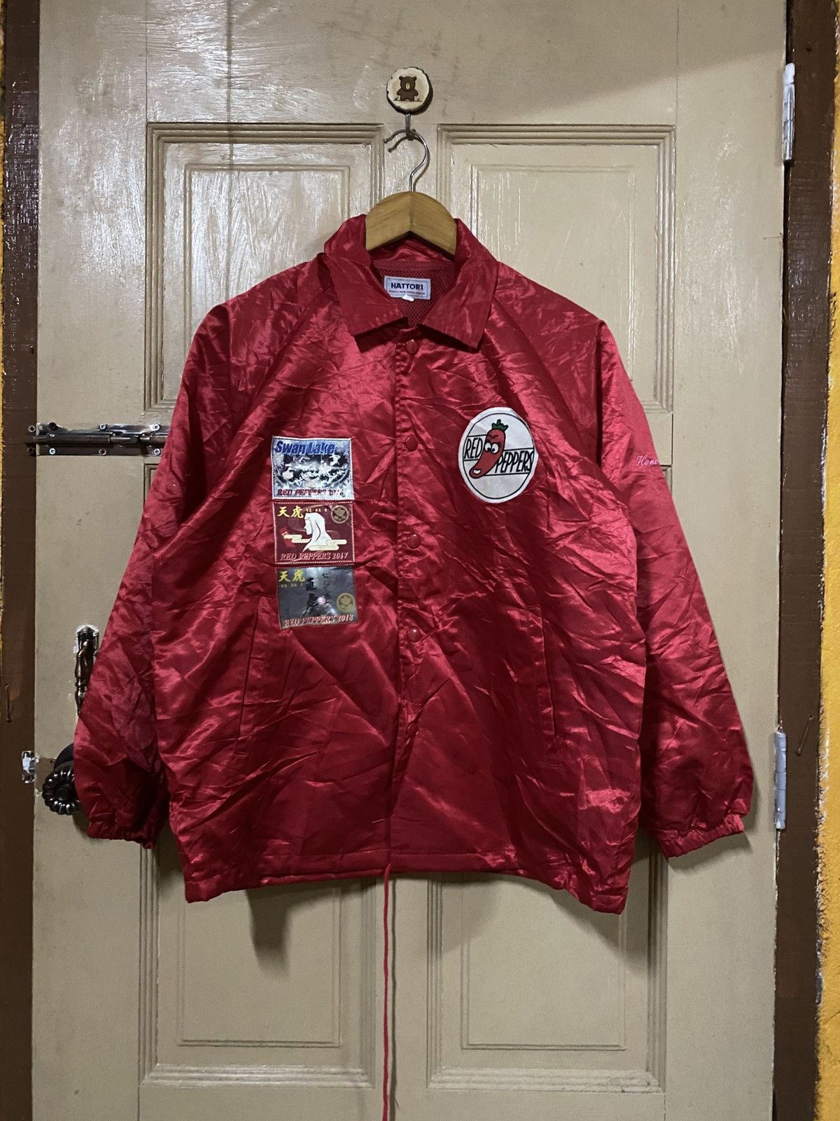 Japanese Brand Vintage Hattori Red Peppers Fujinohana Coach Jacket Japan Size US S / EU 44-46 / 1 - 3 Thumbnail