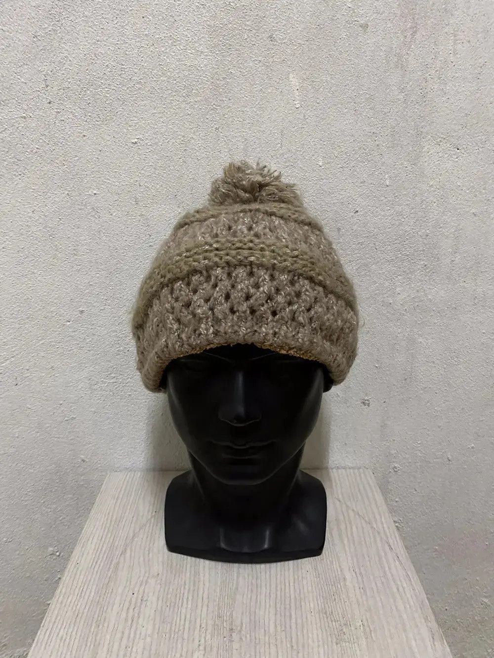 Japanese Brand Japanese Brand Knit Bobble Beanie Hat Size ONE SIZE - 3 Thumbnail