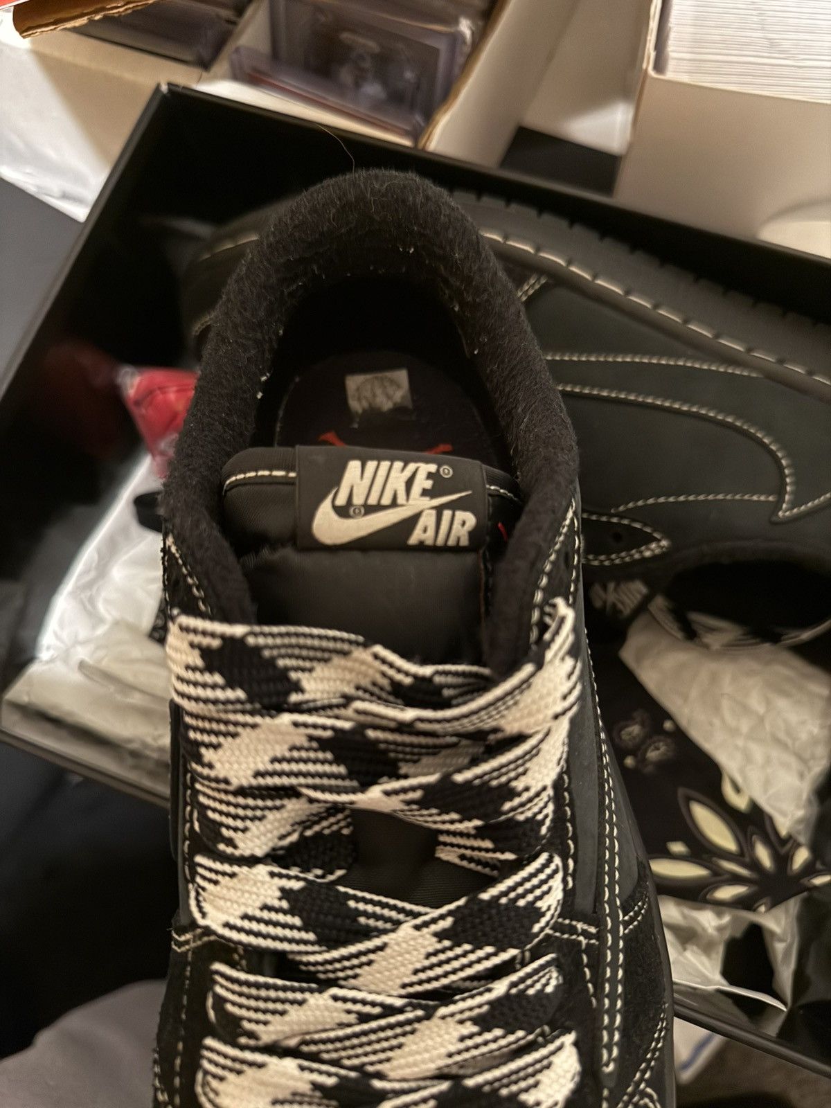 Nike × Travis Scott Travis Scott x Air Jordan 1 Retro Low OG SP 'Black Phantom' Size US 8.5 / EU 41-42 - 12 Thumbnail