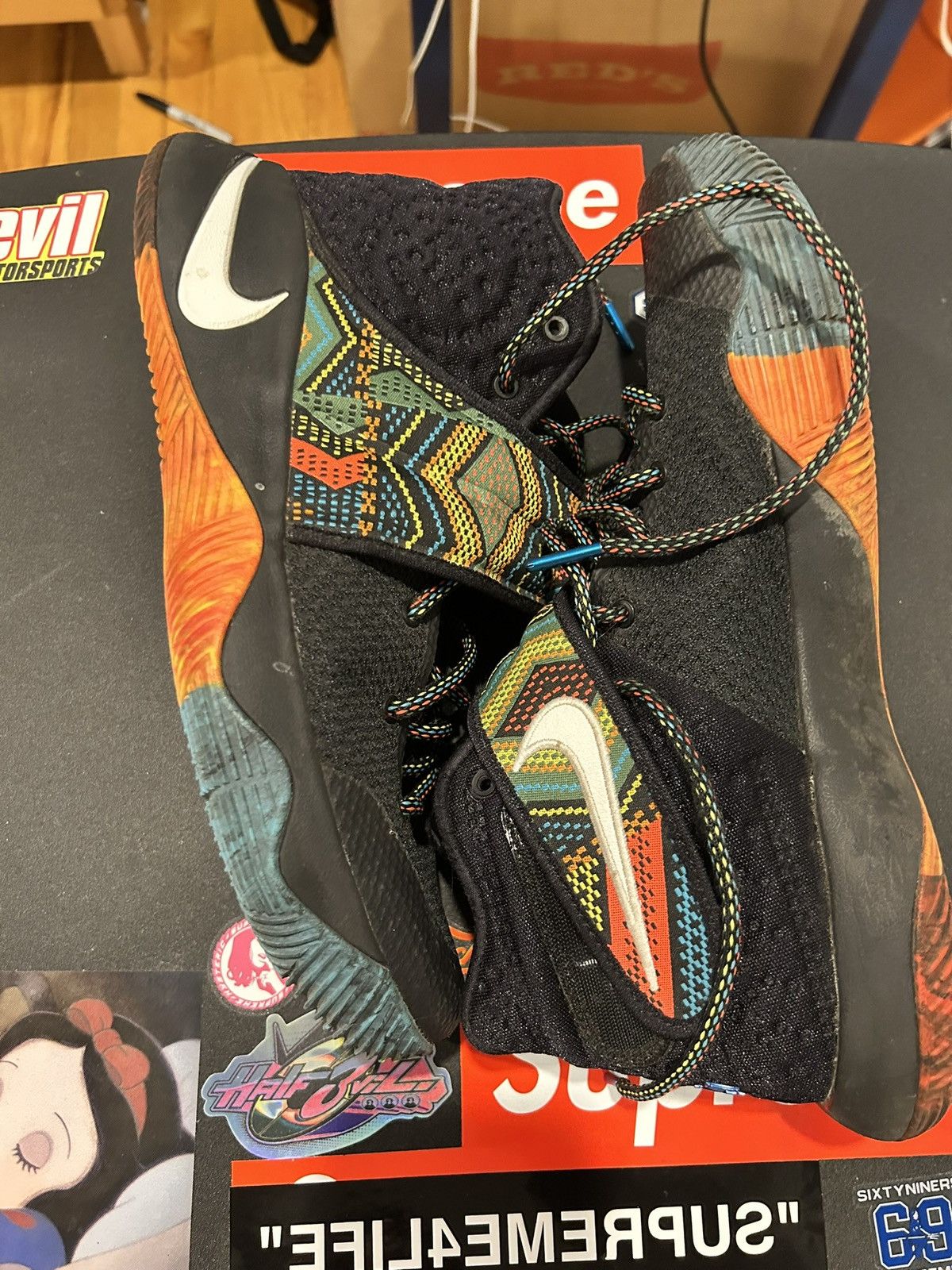 Nike Kyrie 2 “BHM” Size US 10 / EU 43 - 3 Thumbnail
