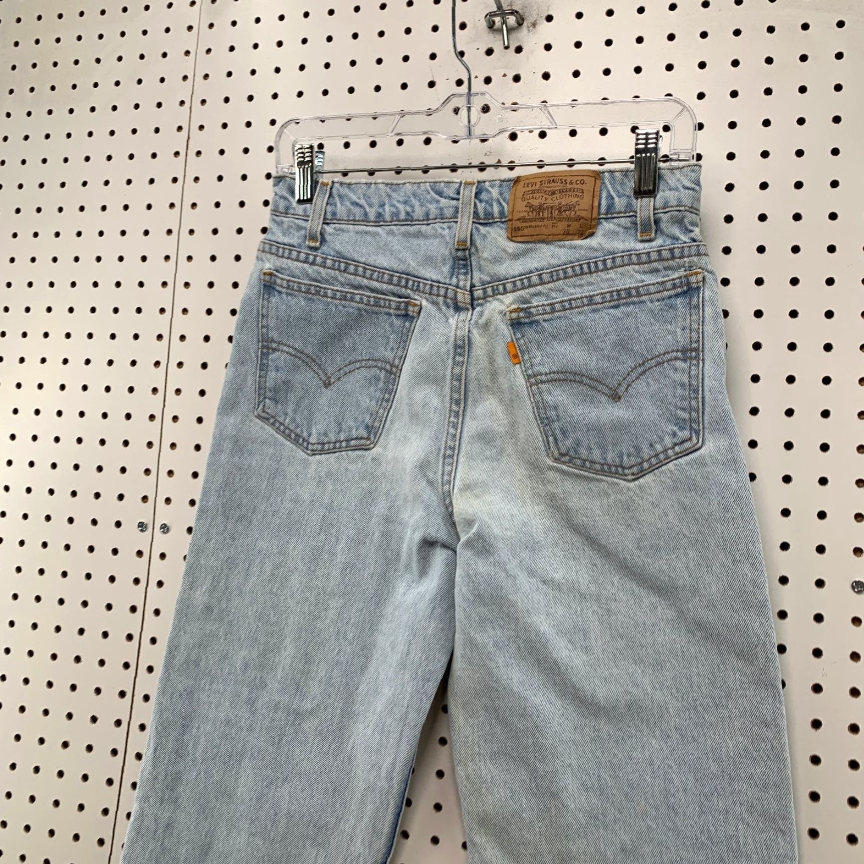 Levi's VINTAGE Levi's Jeans 550 Denim Mens 28x30 90s Orange Tab 5-Pocket Design Blue 90s Levi's 550 Jeans Mens 28x30 Size US 28 / EU 44 - 7 Thumbnail