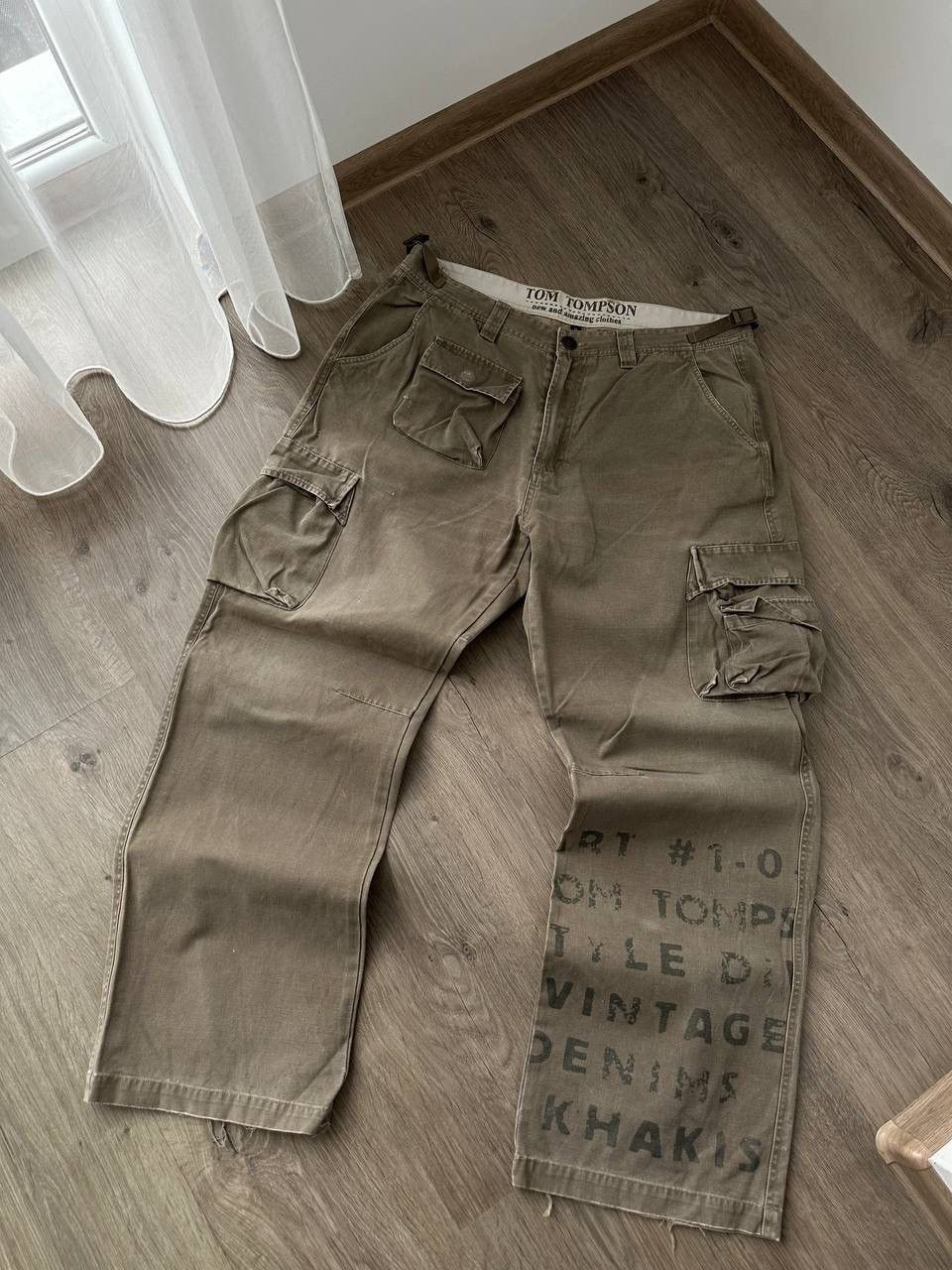 Japanese Brand × Vintage Vintage Japanese Cargo Baggy Pocket Distressed Beige Pants Size US 34 / EU 50 - 10 Thumbnail