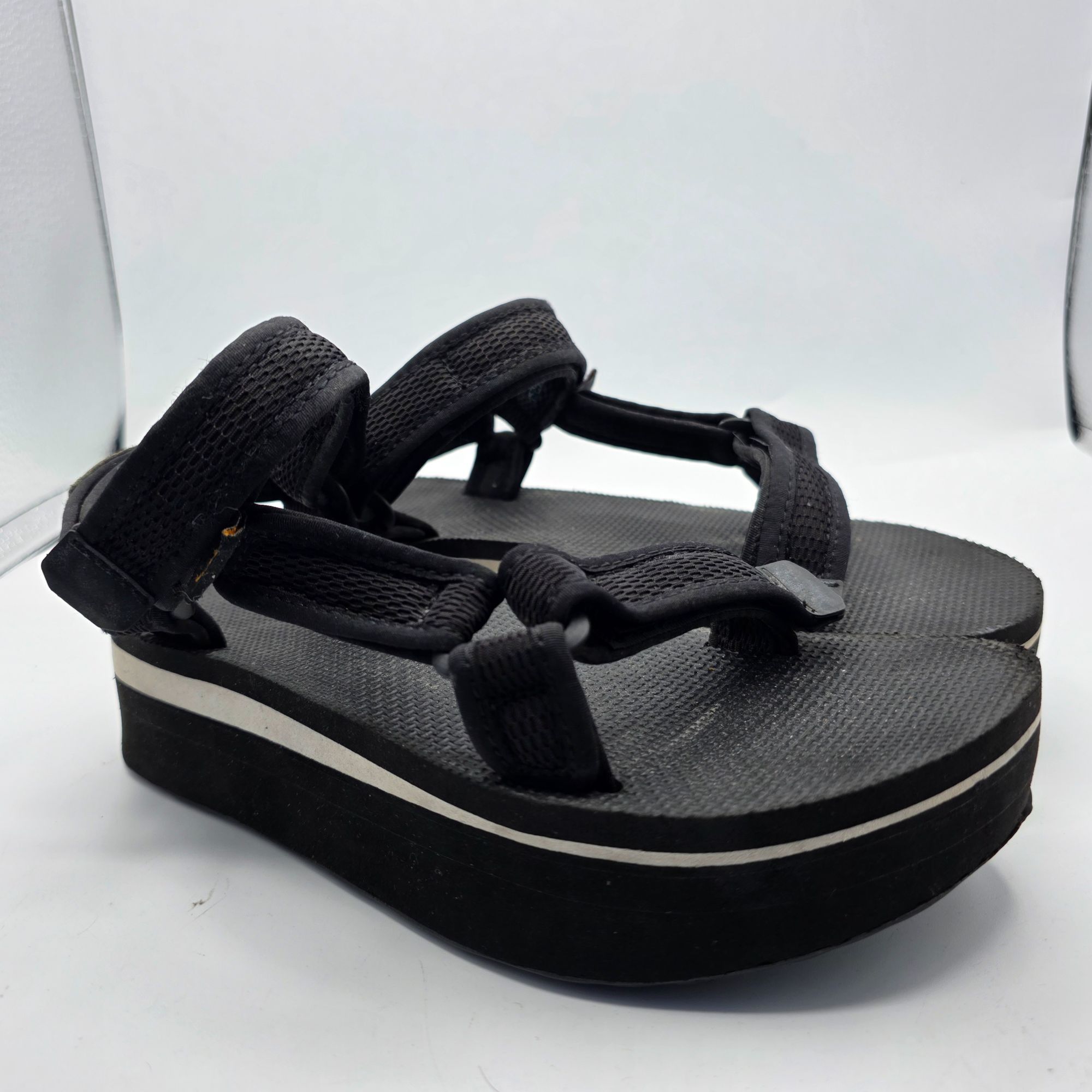 Teva Teva Flatform Universal Mesh Print Womens Size 6 Black Platf Size US 6 / IT 36 - 1 Thumbnail