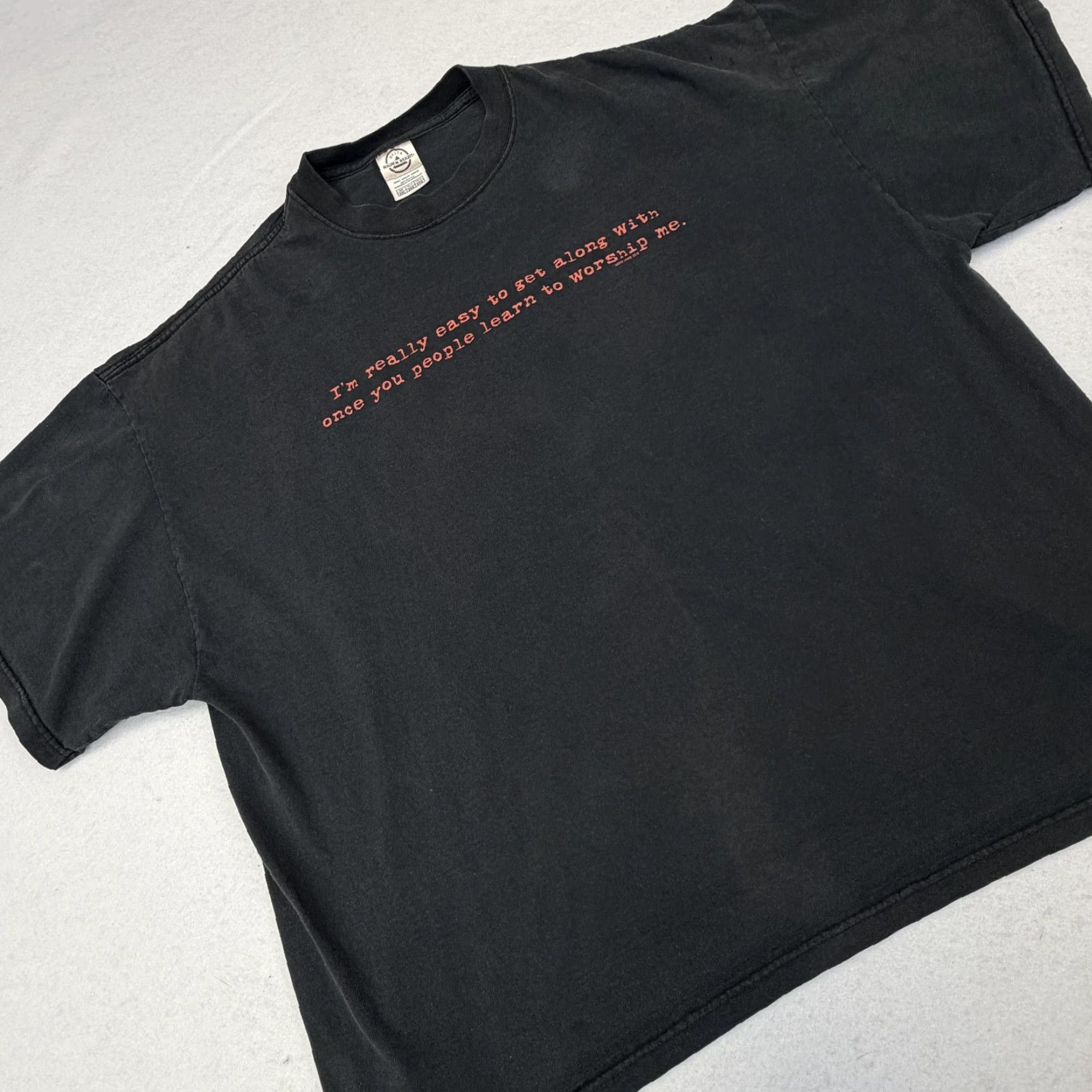 Delta VINTAGE Delta T-Shirt Mens 2XL Black I'm Easy To Get Along Worship Me Funny Quote Delta Shirt Mens 2XL Black Humor Quotes Size US XXL / EU 58 / 5 - 2 Thumbnail