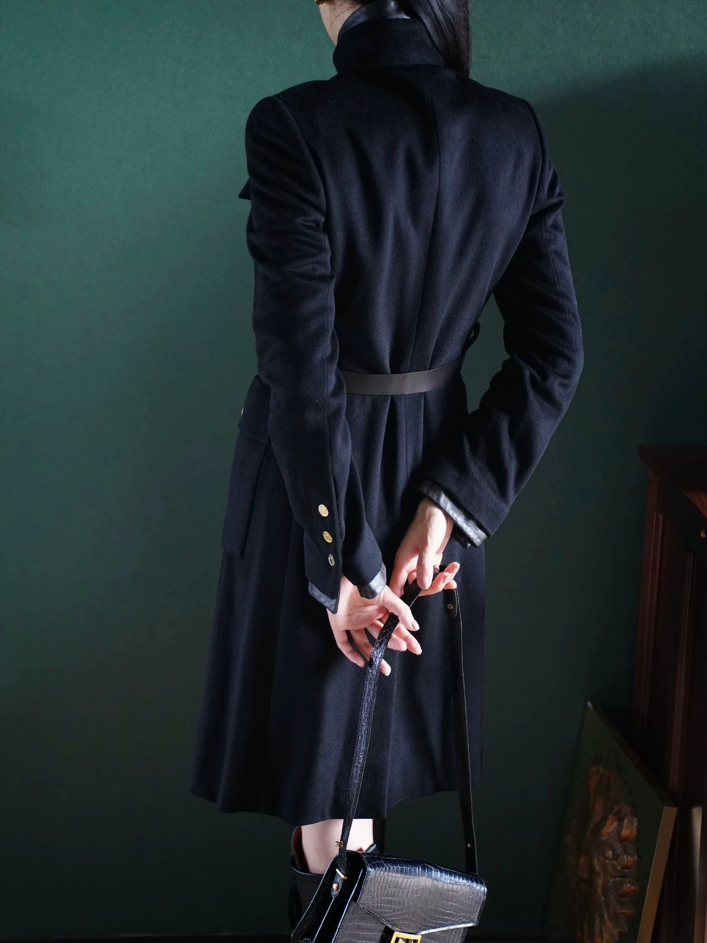 Gucci Gucci 2000FW Cashmere Lambskin Coat Black Gold Belt Size XS / US 0-2 / IT 36-38 - 4 Thumbnail