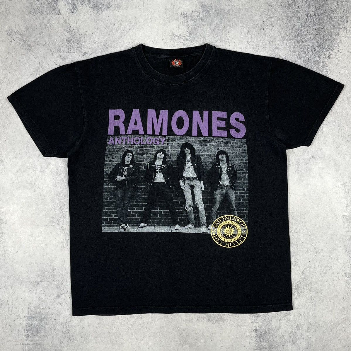 Band Tees Vintage Ramones Anthology rock band tee 90’s Size US L / EU 52-54 / 3 - 17 Thumbnail