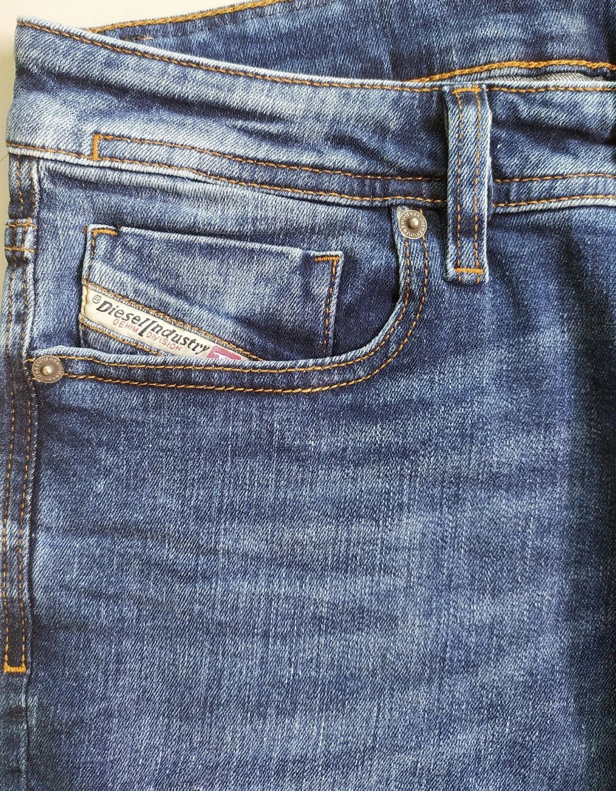 Diesel Diesel 1979 SLEENKER-R L.32 MENS JEANS T/9740 Size US 29 - 4 Thumbnail