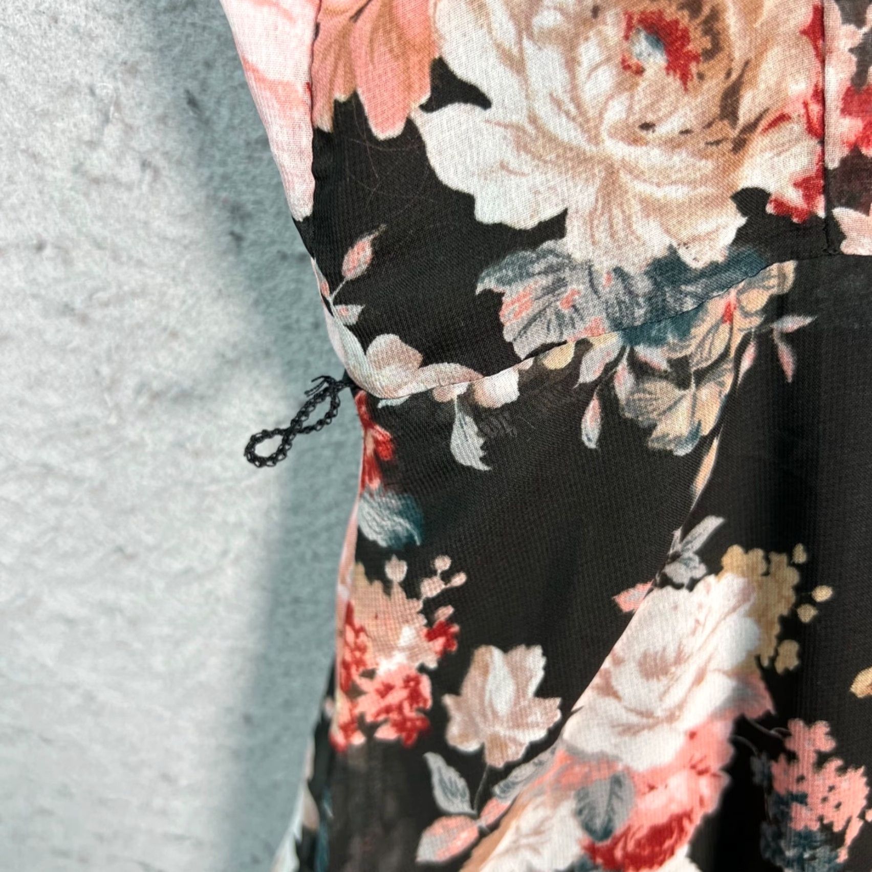 Vintage Windsor Women's Black Floral Maxi Dress Sleeveless Spaghetti Straps V-Neck Size S Adult Womens Slim Party Cocktail Size S / US 4 / IT 40 - 6 Thumbnail
