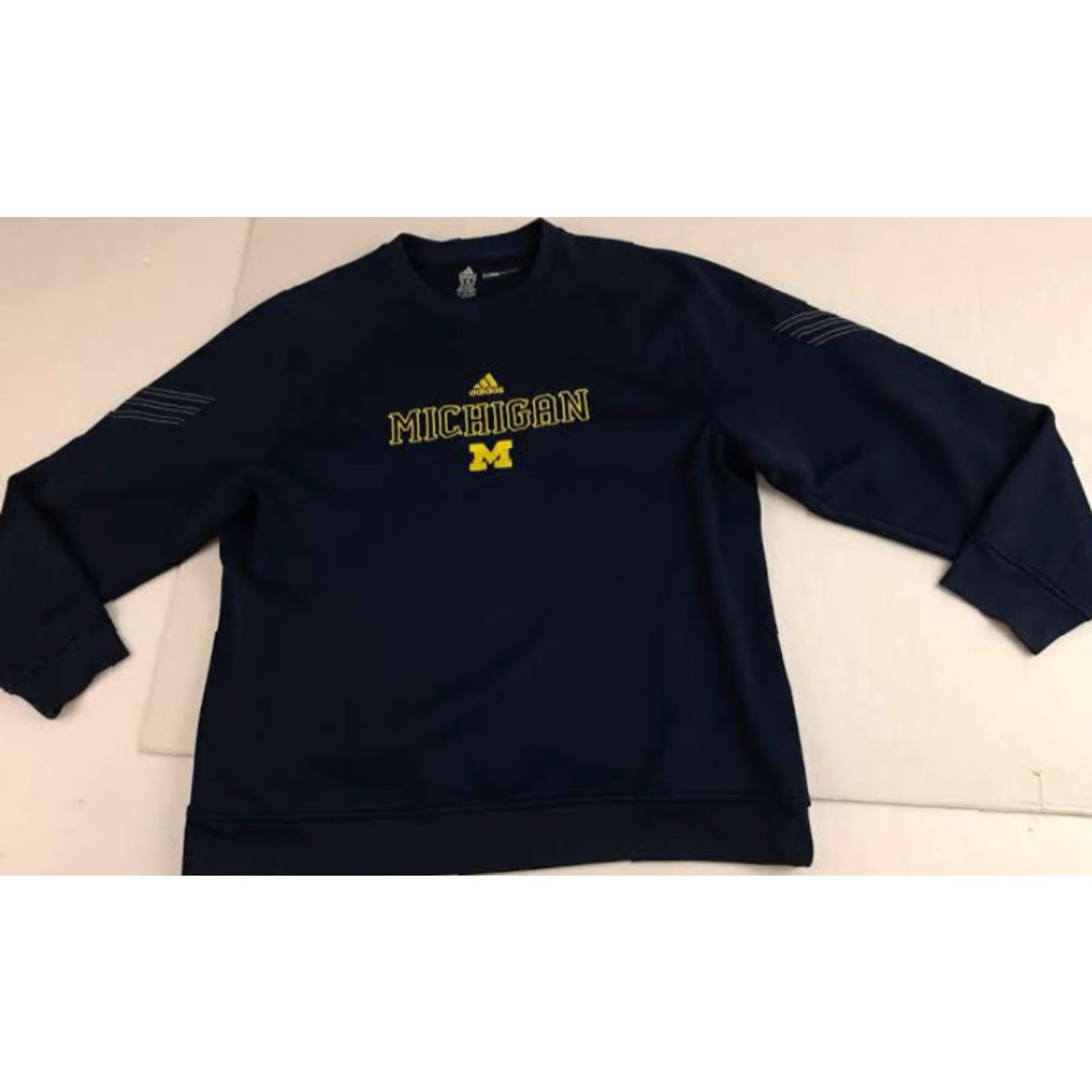 Adidas VINTAGE Adidas Sweatshirt University 2XL Unisex Adults Blue Wolverines Climawarm Pullover Sweatshirt stitched letters 30in long 25in pit to pit Size US XXL / EU 58 / 5 - 2 Thumbnail