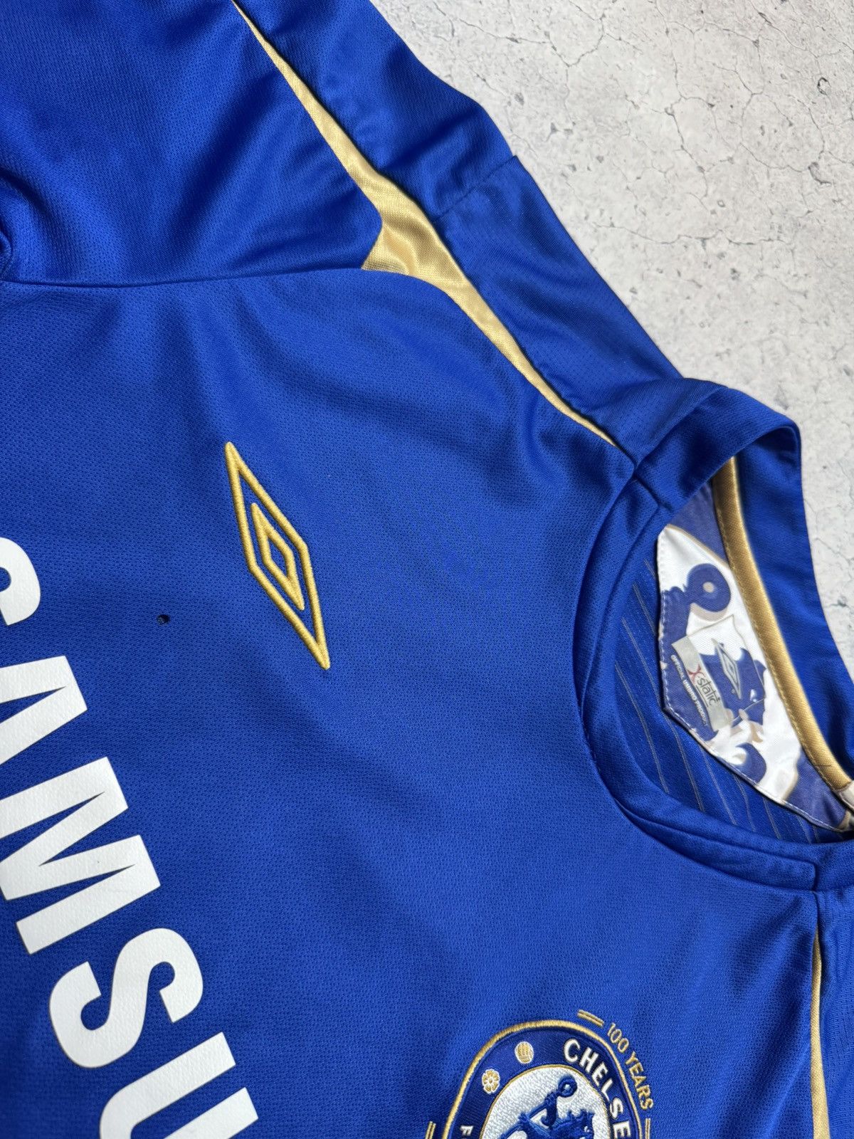 Umbro John Terry #26 Umbro Chelsea 2005/2006 Vintage Soccer Jersey Size US M / EU 48-50 / 2 - 16 Thumbnail