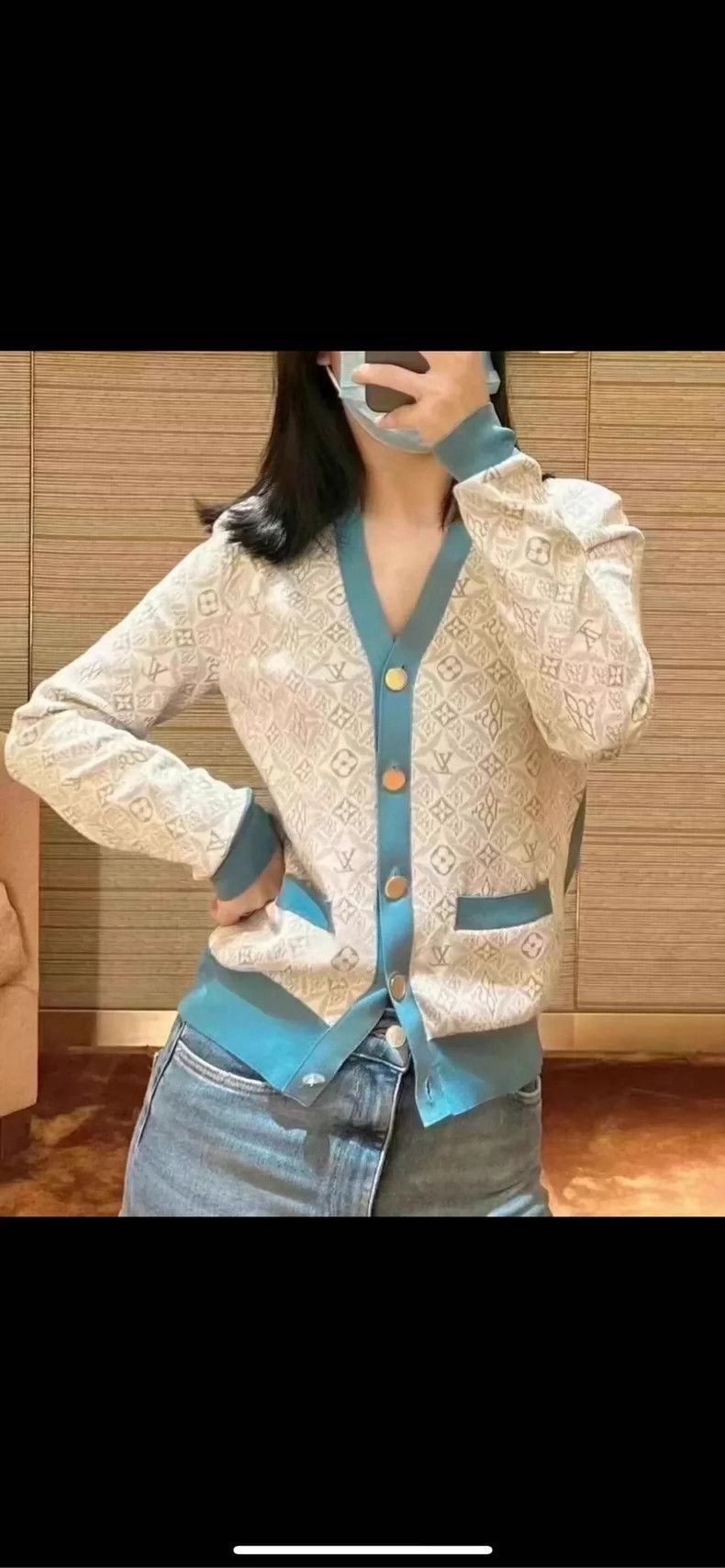 Louis Vuitton Louis Vuitton Blue color-block presbyopic V sweater Size L / US 10 / IT 46 - 6 Thumbnail